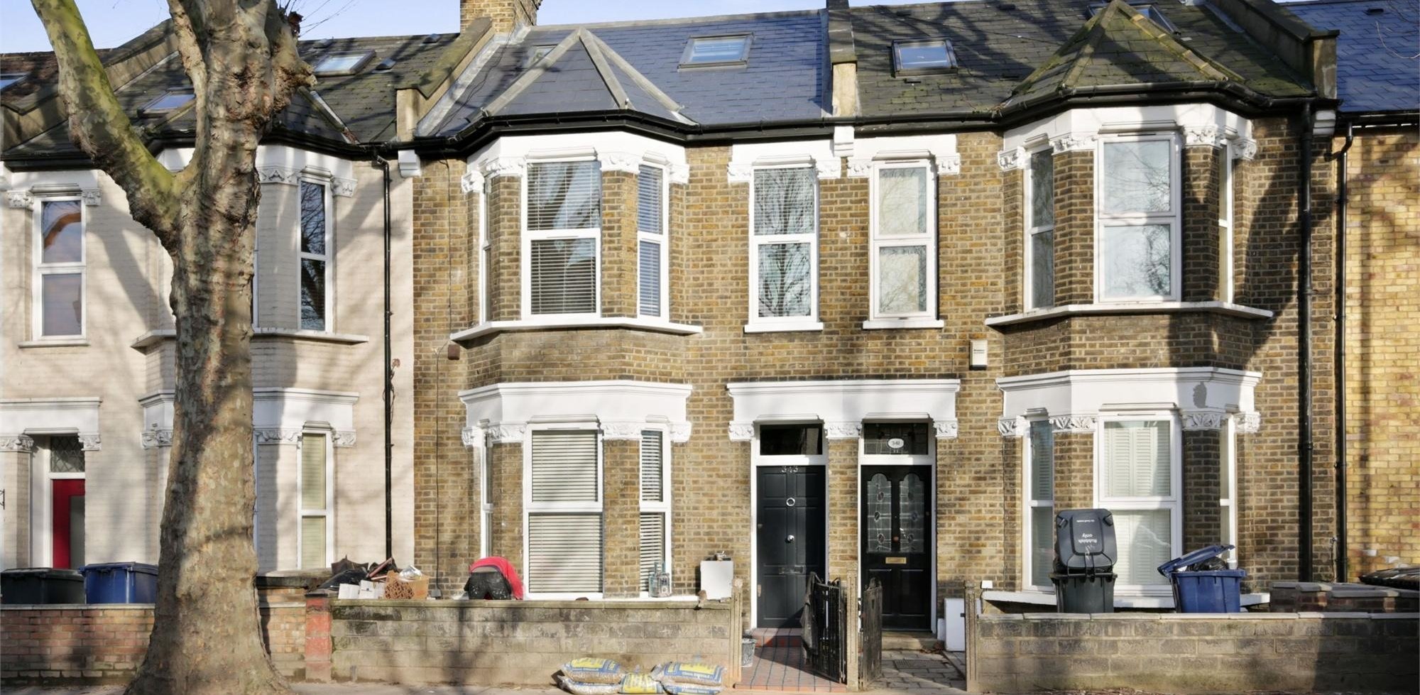 Flat For Sale in Acton Lane, London