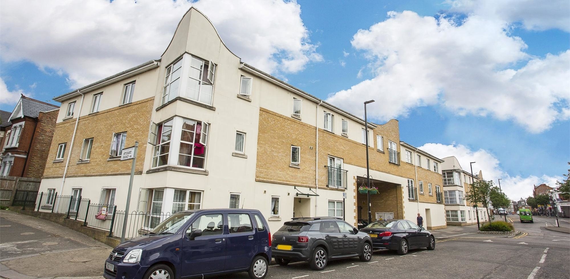 Flat For Sale in Ancroft House, 28 Horn Lane, Acton