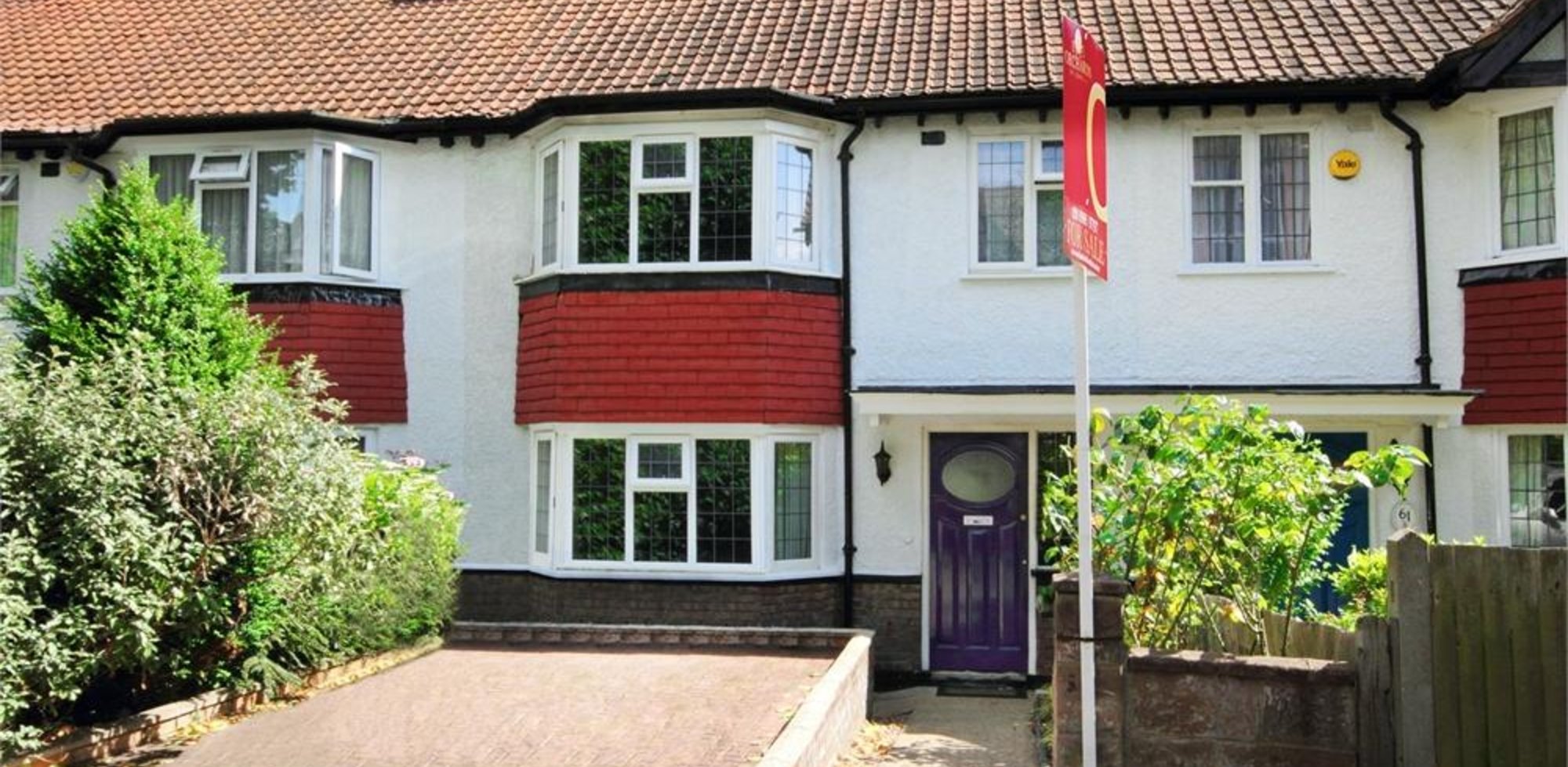 House For Sale in Avenue Gardens, Acton