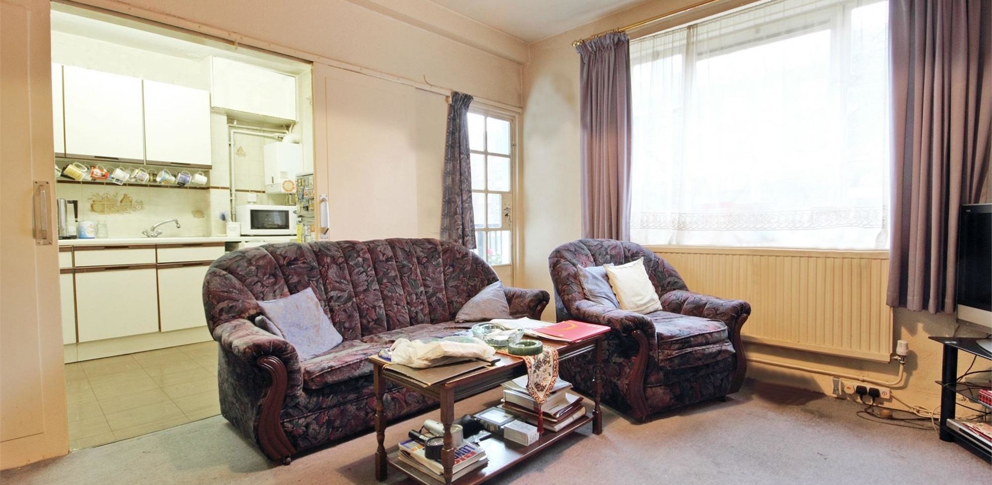 Flat For Sale in Bathurst House, White City Estate, Shepherds Bush