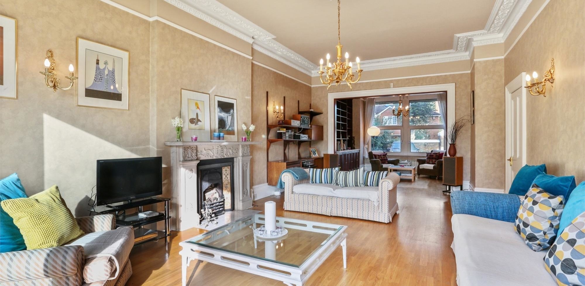 House For Sale in Carlton Road, Ealing