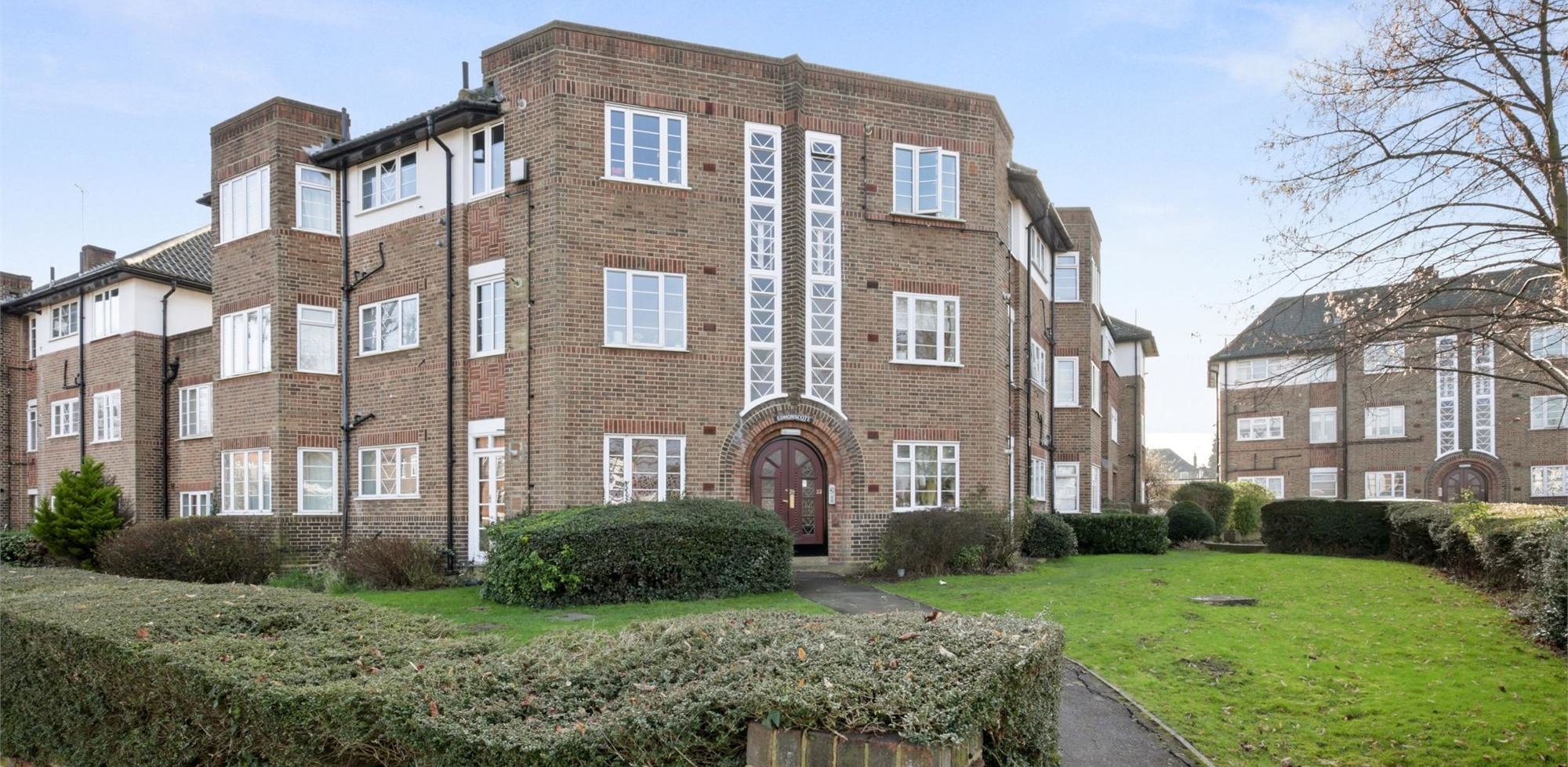 Flat For Sale in Edmonscote, Argyle Road, Ealing