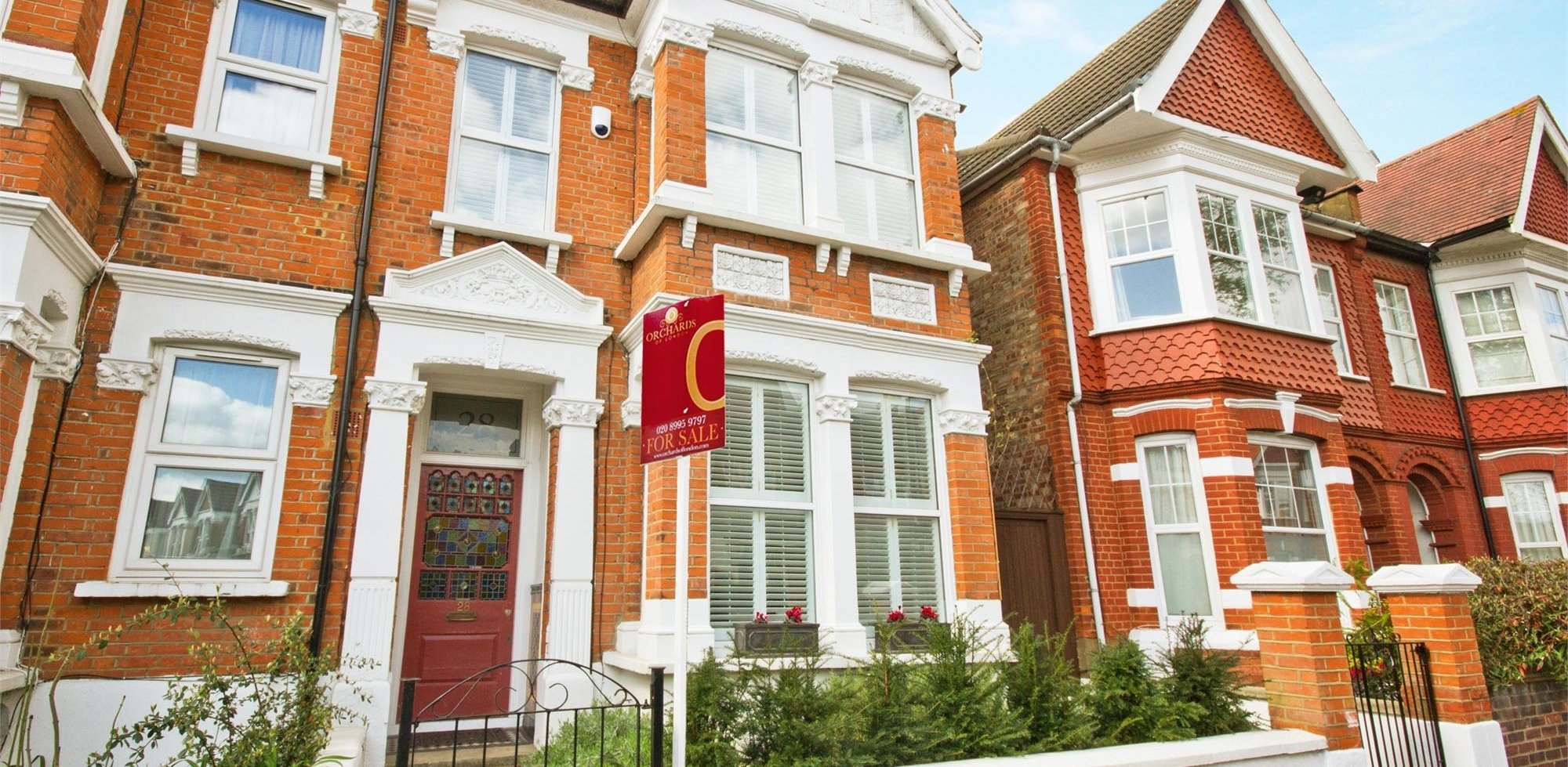 House For Sale in Hillcrest Road, Acton