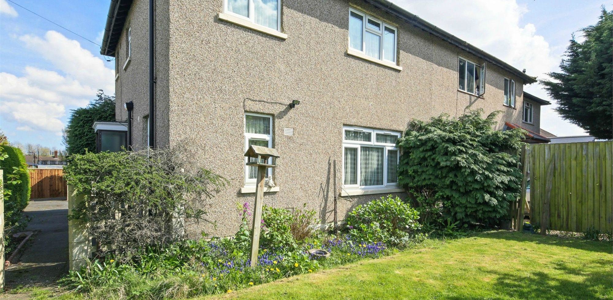 House For Sale in Long Drive, Acton