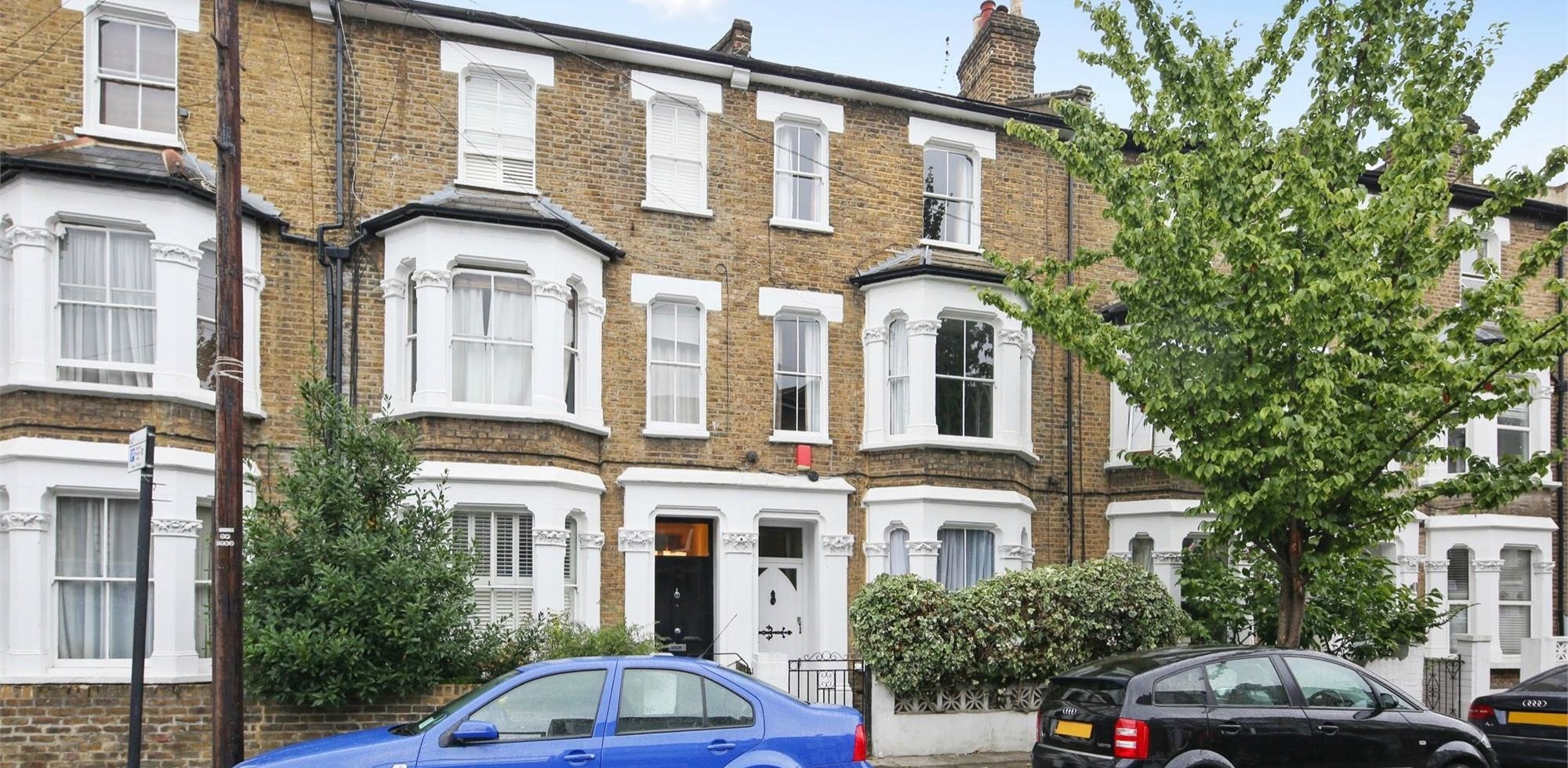 House For Sale in Macfarlane Road, Shepherds Bush