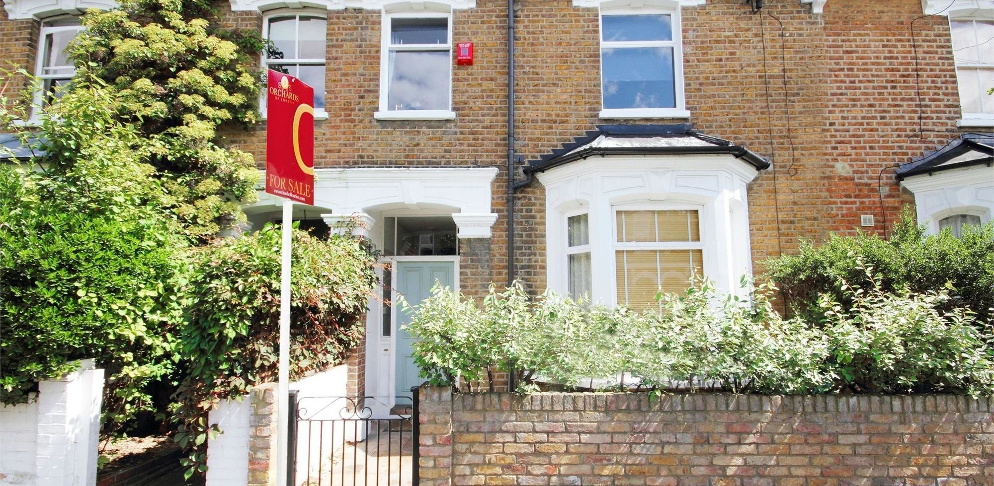 House For Sale in Milton Road, Acton