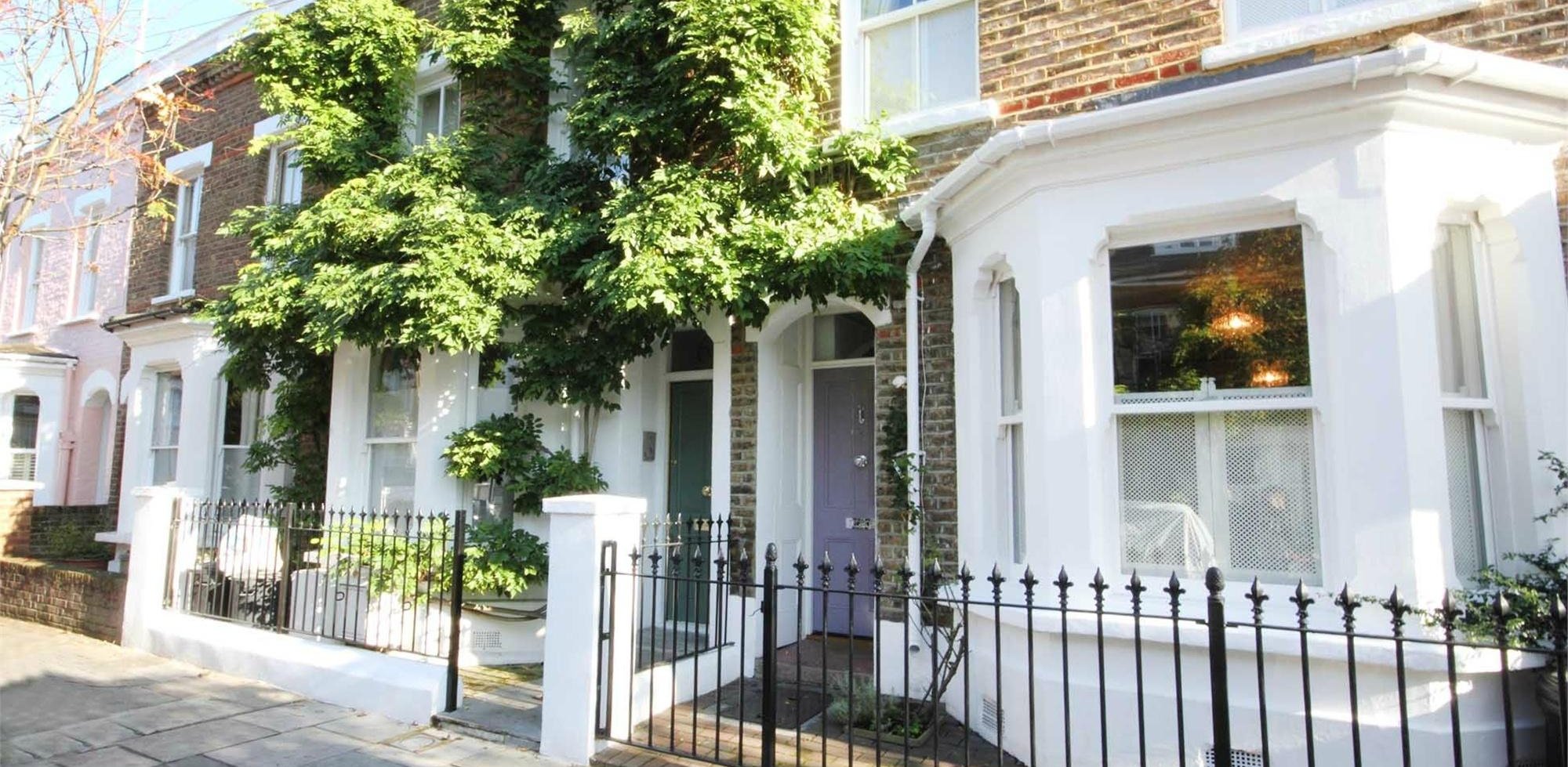 House For Sale in Nasmyth Street, Hammersmith