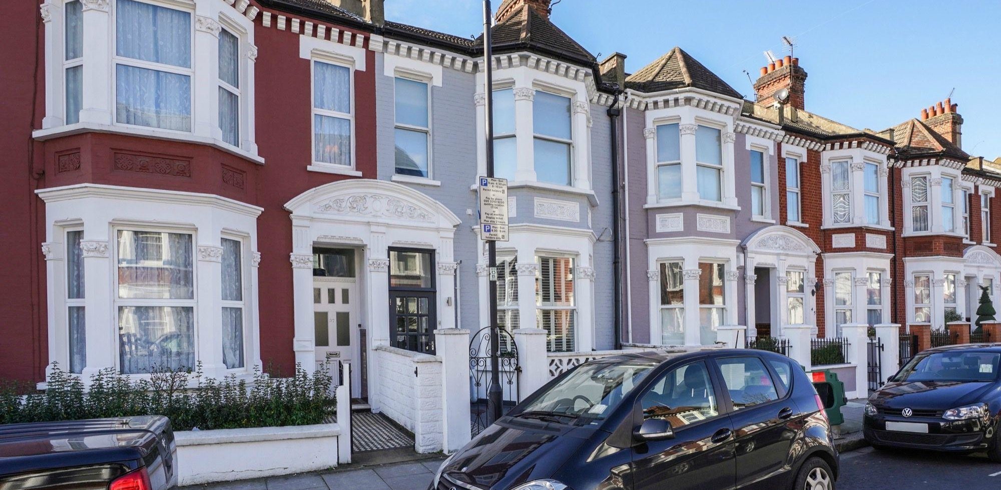 House For Sale in Pennard Road, Shepherds Bush