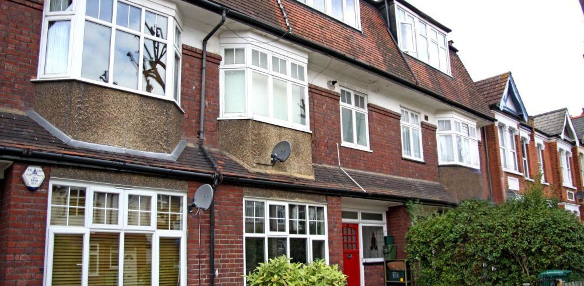 Flat For Sale in Radbourne Avenue, Ealing