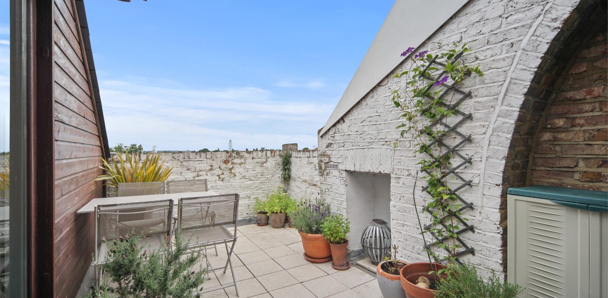 Flat For Sale in Ranelagh Road, Ealing