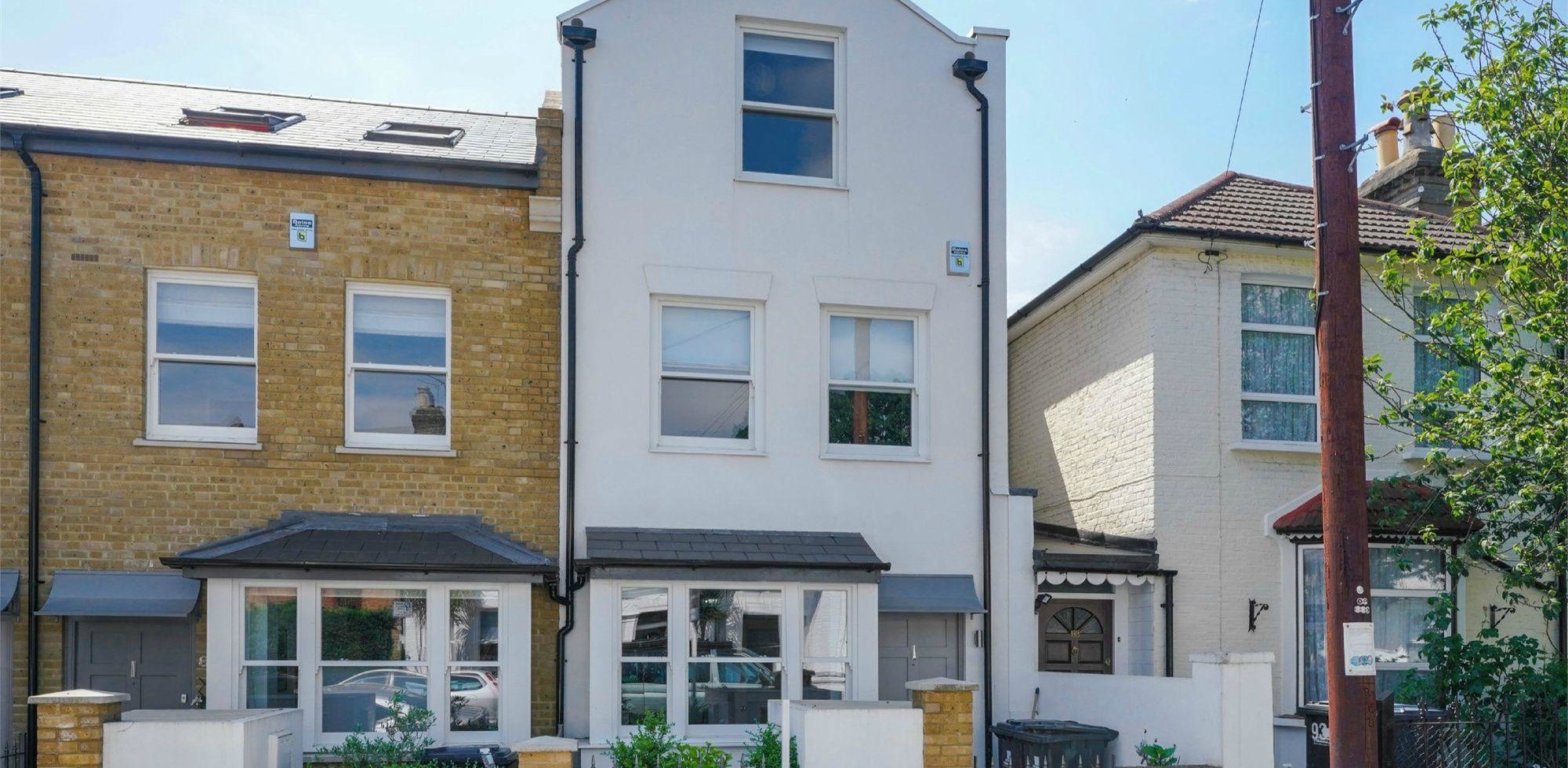 House For Sale in Shakespeare Road, LONDON