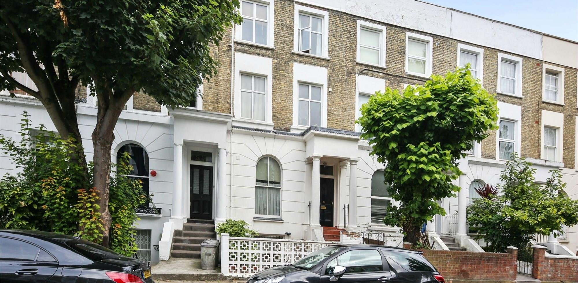 House For Sale in Stanlake Road, Shepherds Bush