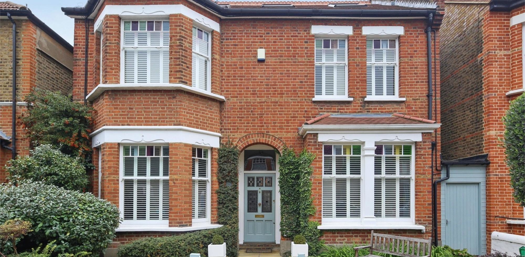 House For Sale in Webster Gardens, Ealing