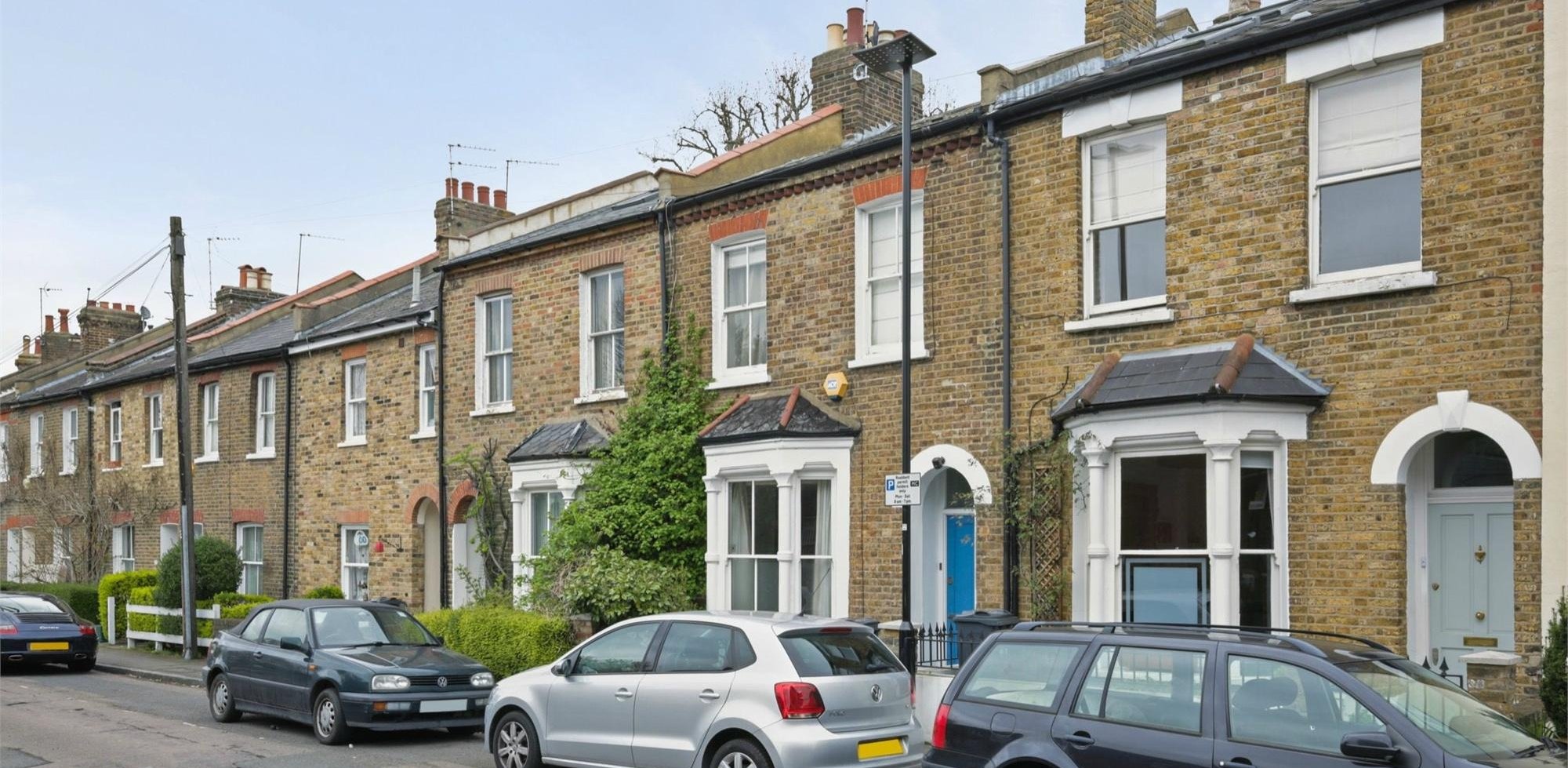 House For Sale in Windmill Road, Chiswick, London