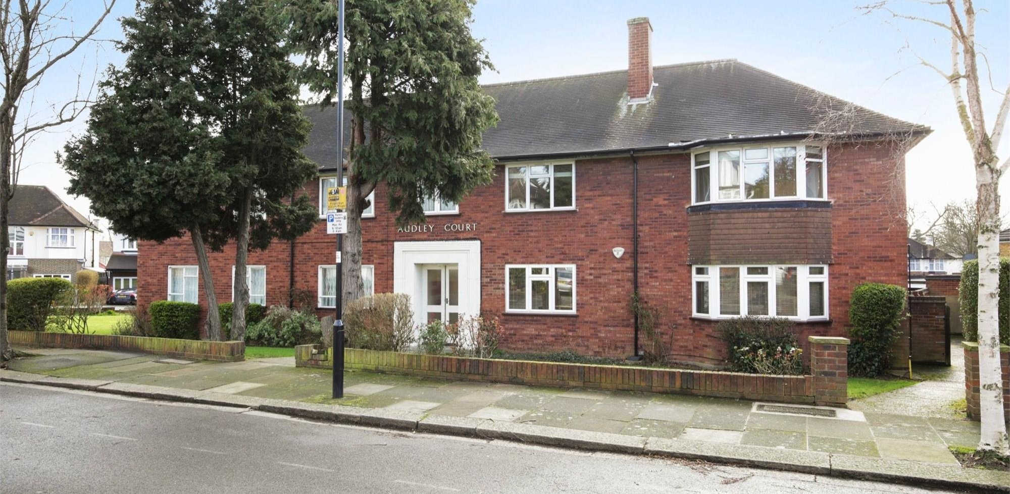 Flat To Rent in Audley Court, Audley Road, Ealing