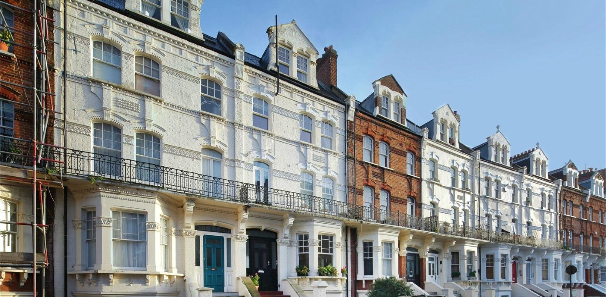 Flat To Rent in Avonmore Road, West Kensington