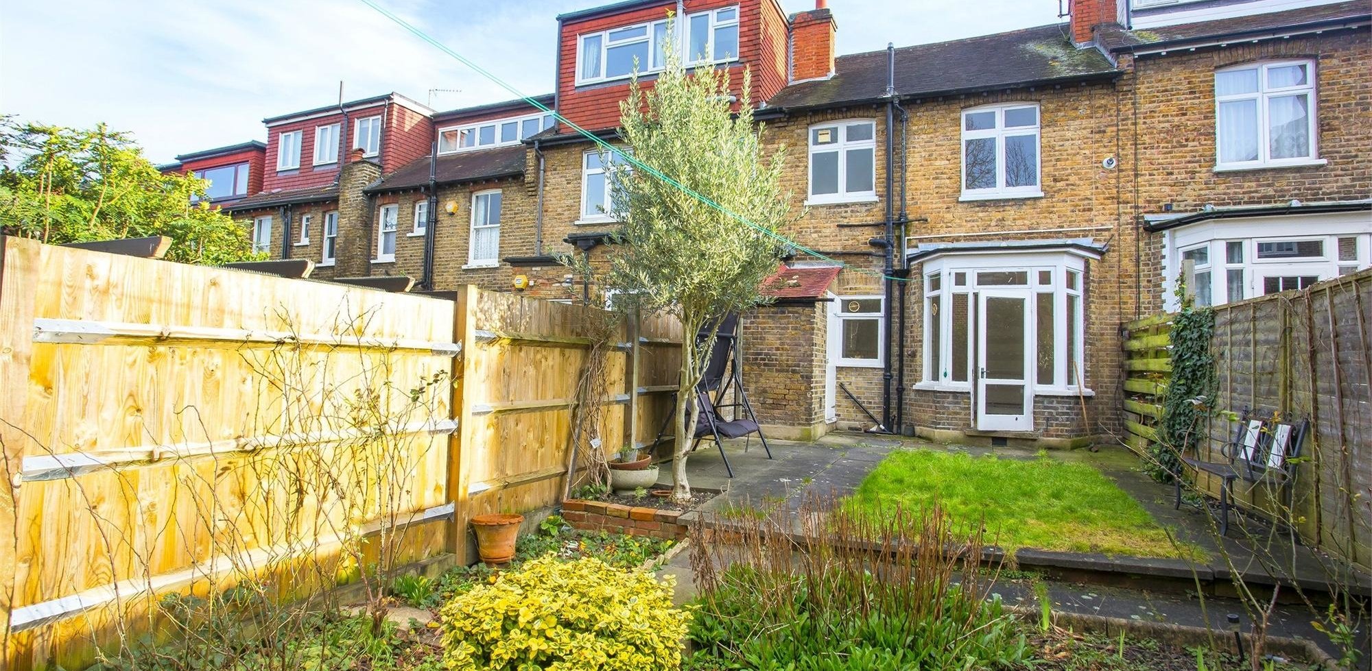 House To Rent in Bellevue Road, Ealing