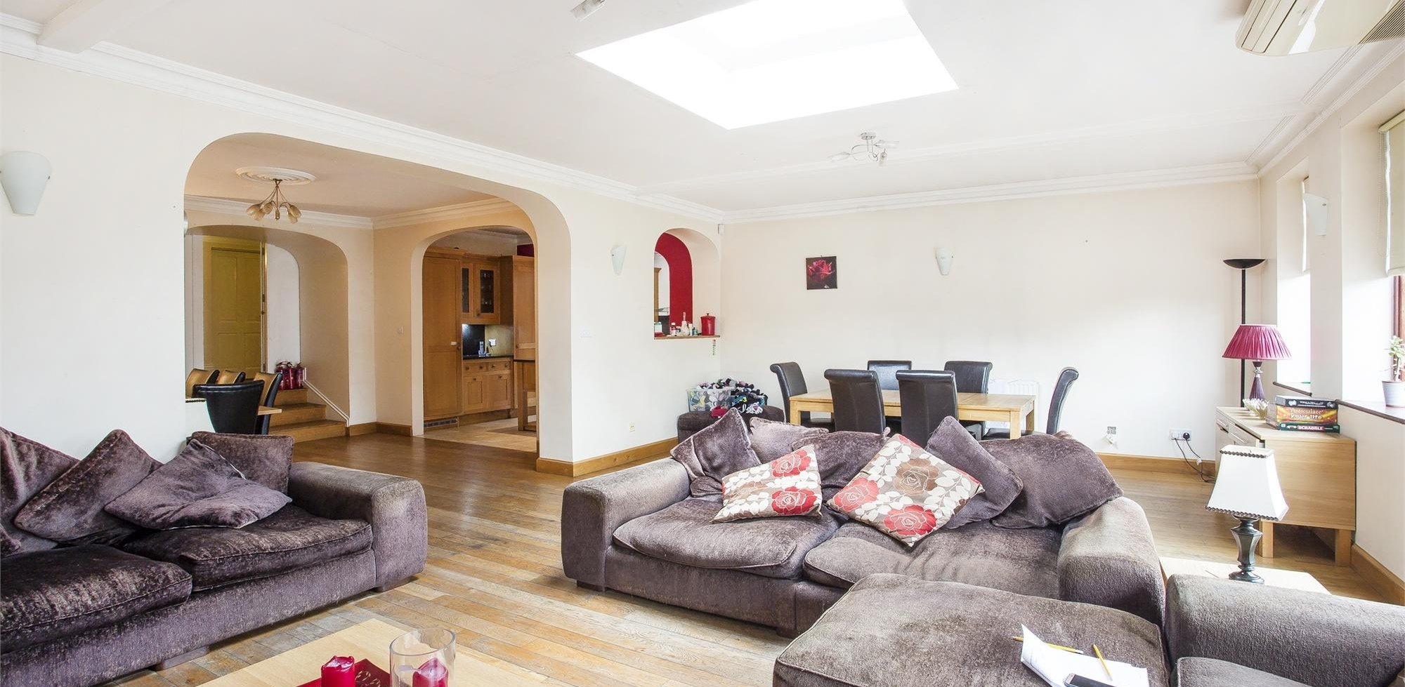 House To Rent in Carlton Road, Ealing