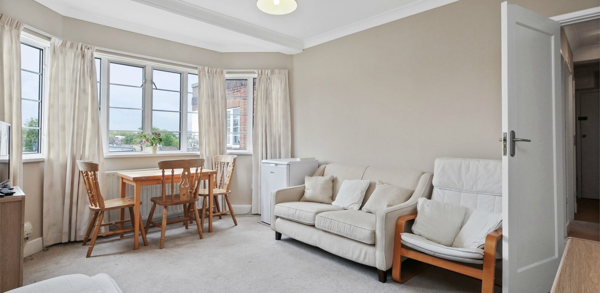 Flat To Rent in Chiswick Village, Chiswick, W4