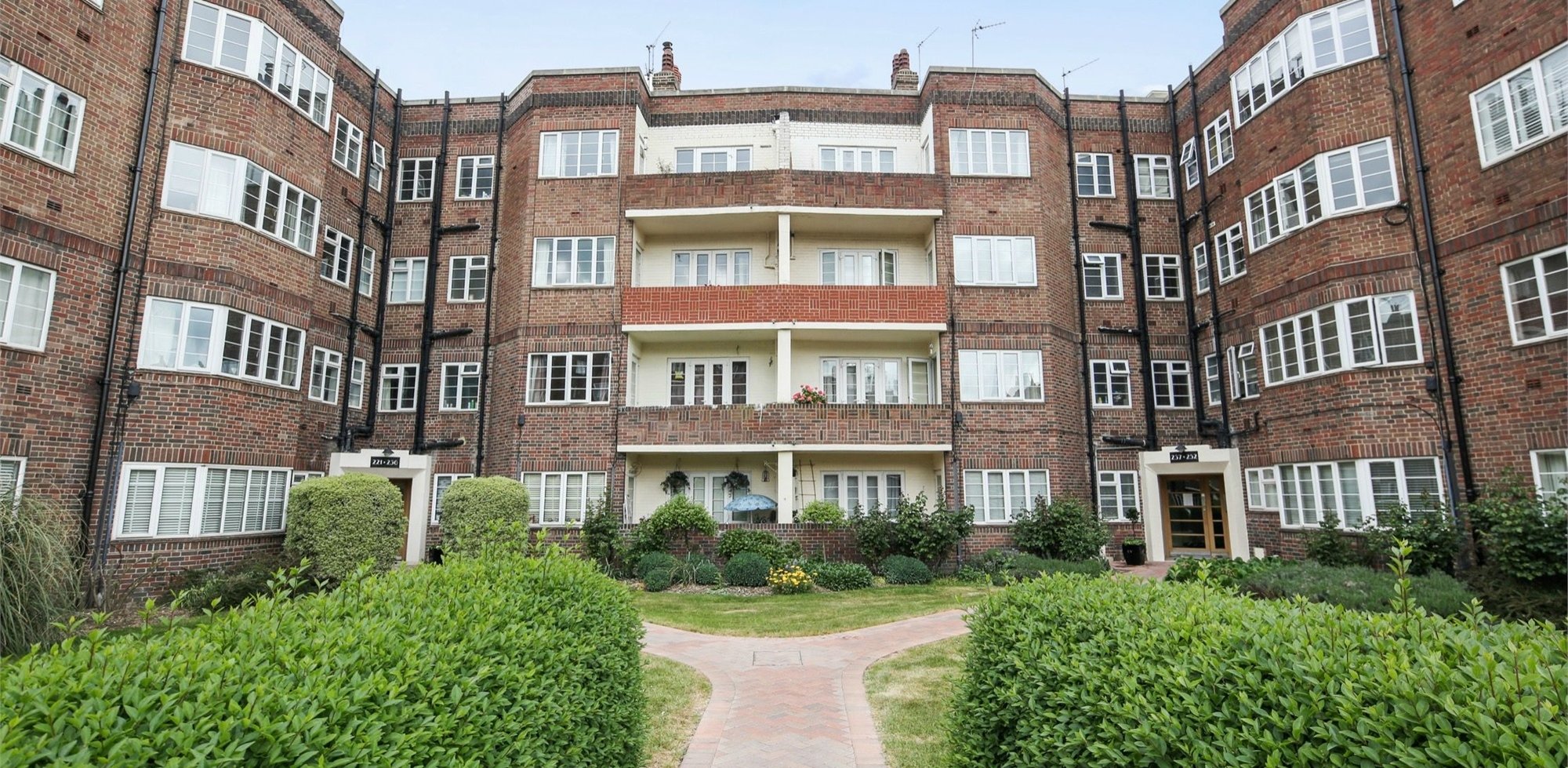 Flat To Rent in Chiswick Village, Chiswick, W4
