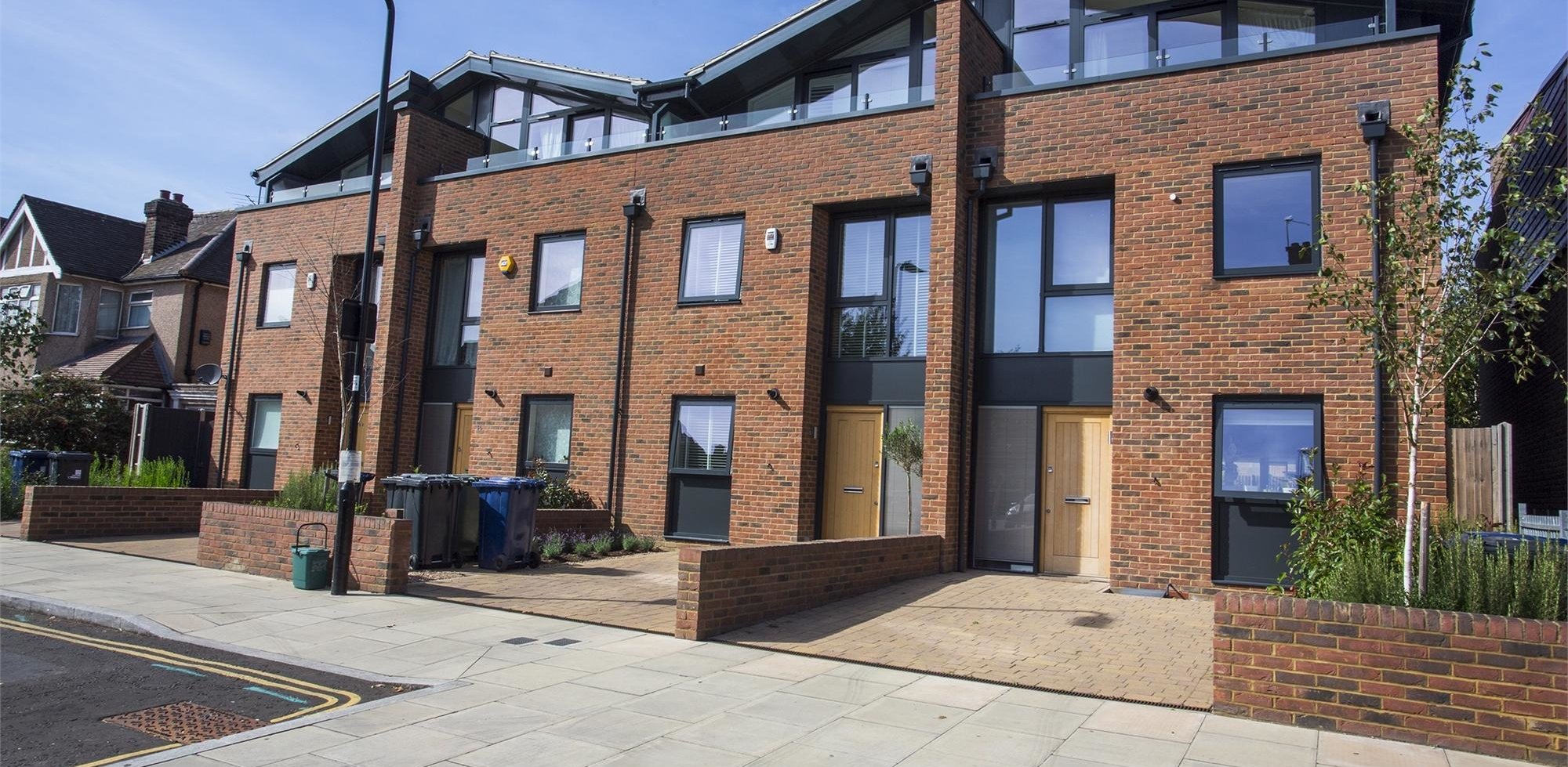 Flat To Rent in Clositer Mews, Cloister Road, Acton
