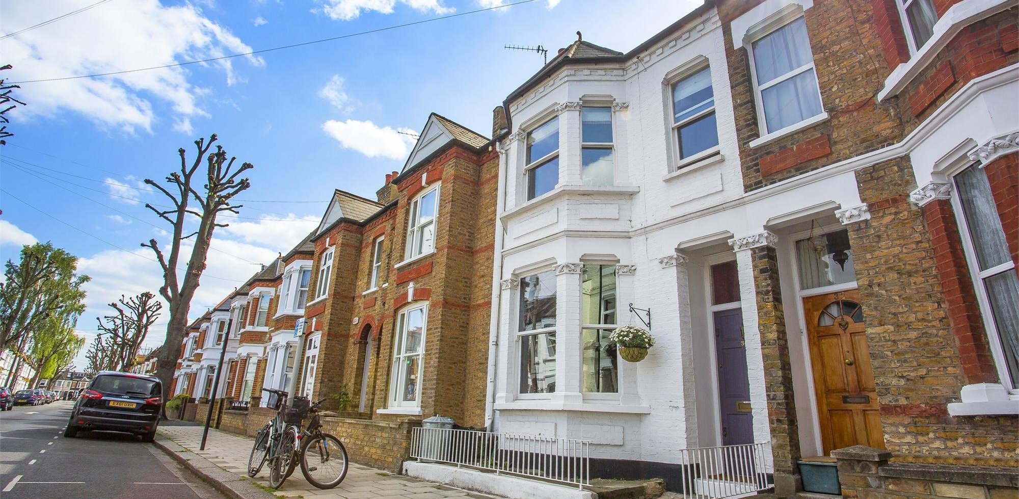 House To Rent in Cranbrook Road, Chiswick