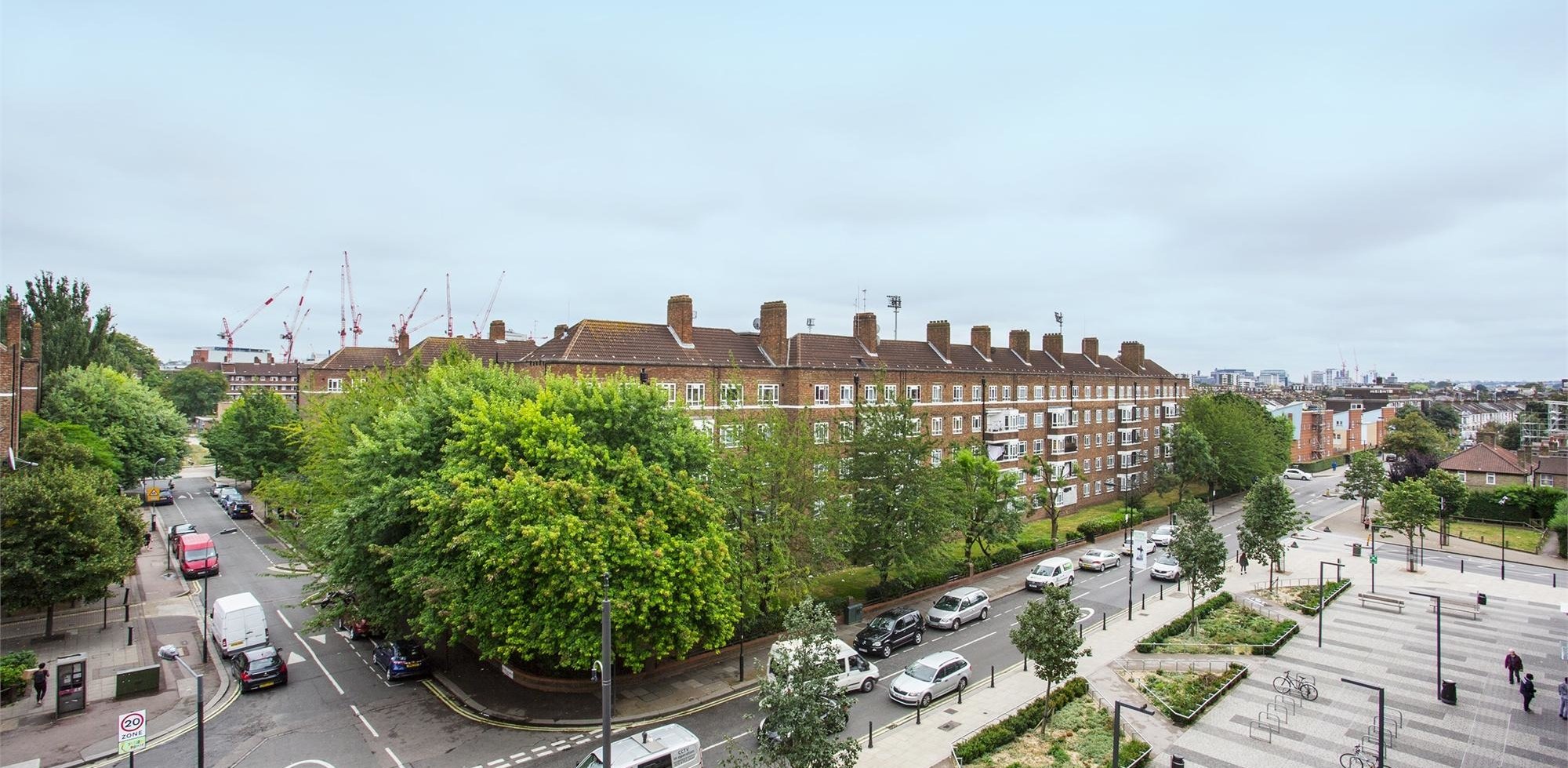 Flat To Rent in Cranston Court, 56 Bloemfontein Road, Shepherds Bush