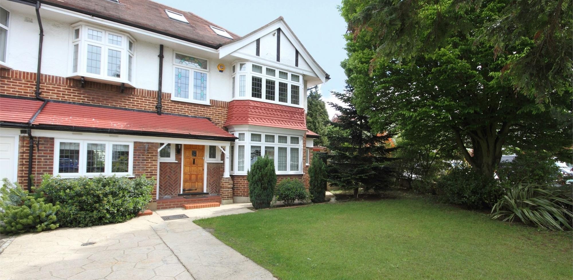 House To Rent in Delamere Road, Ealing