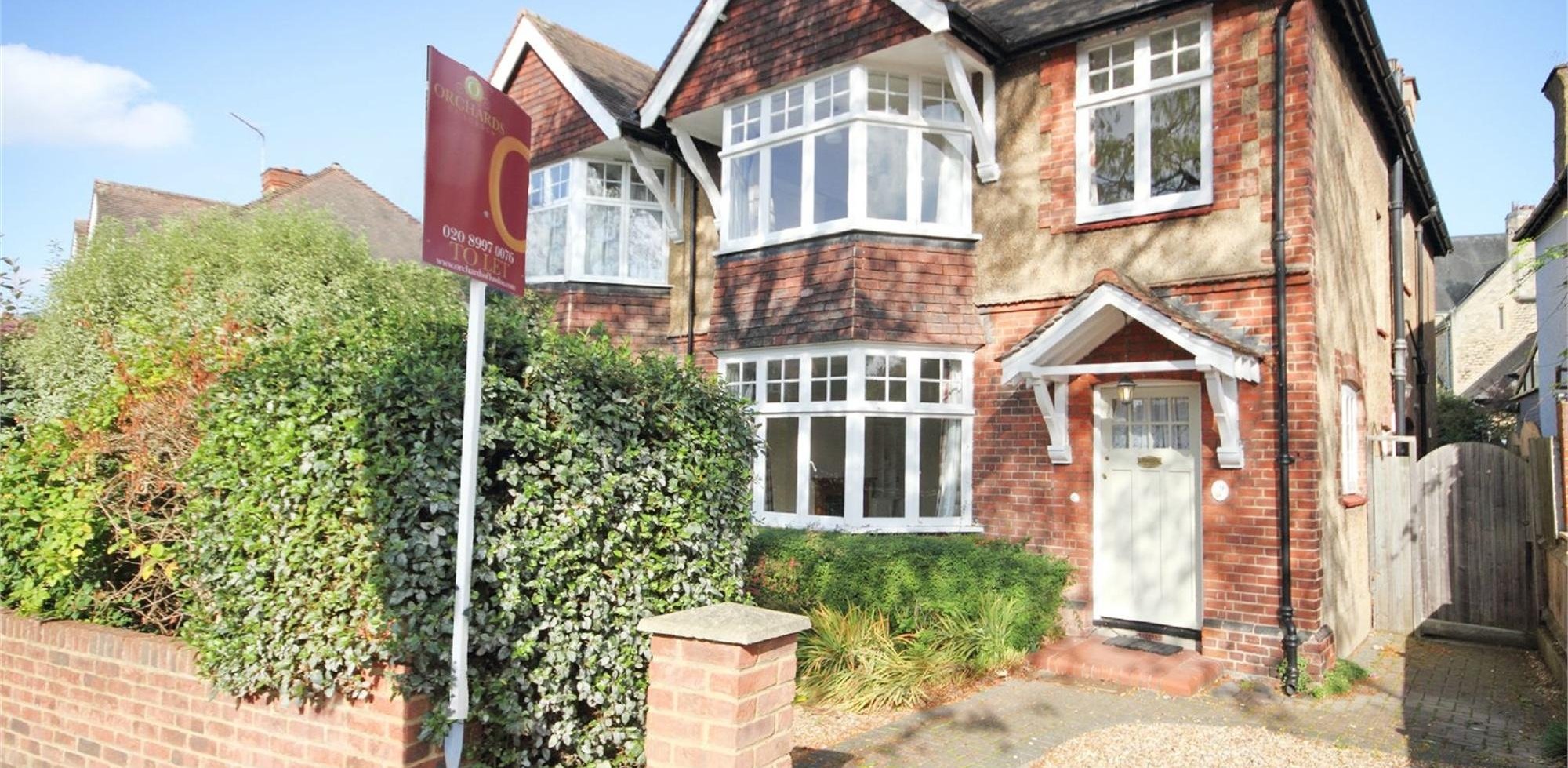 House To Rent in Elm Crescent, Ealing