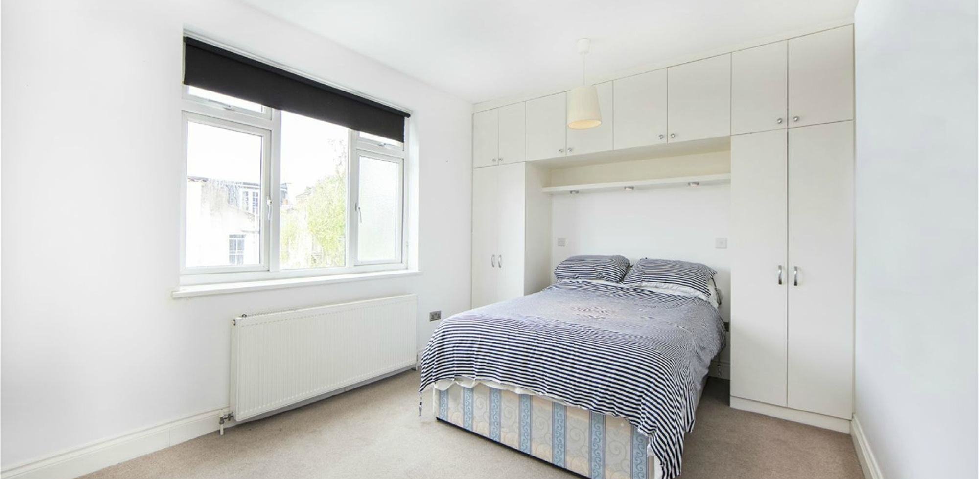 Flat To Rent in Godolphin Road, Shepherds Bush, London