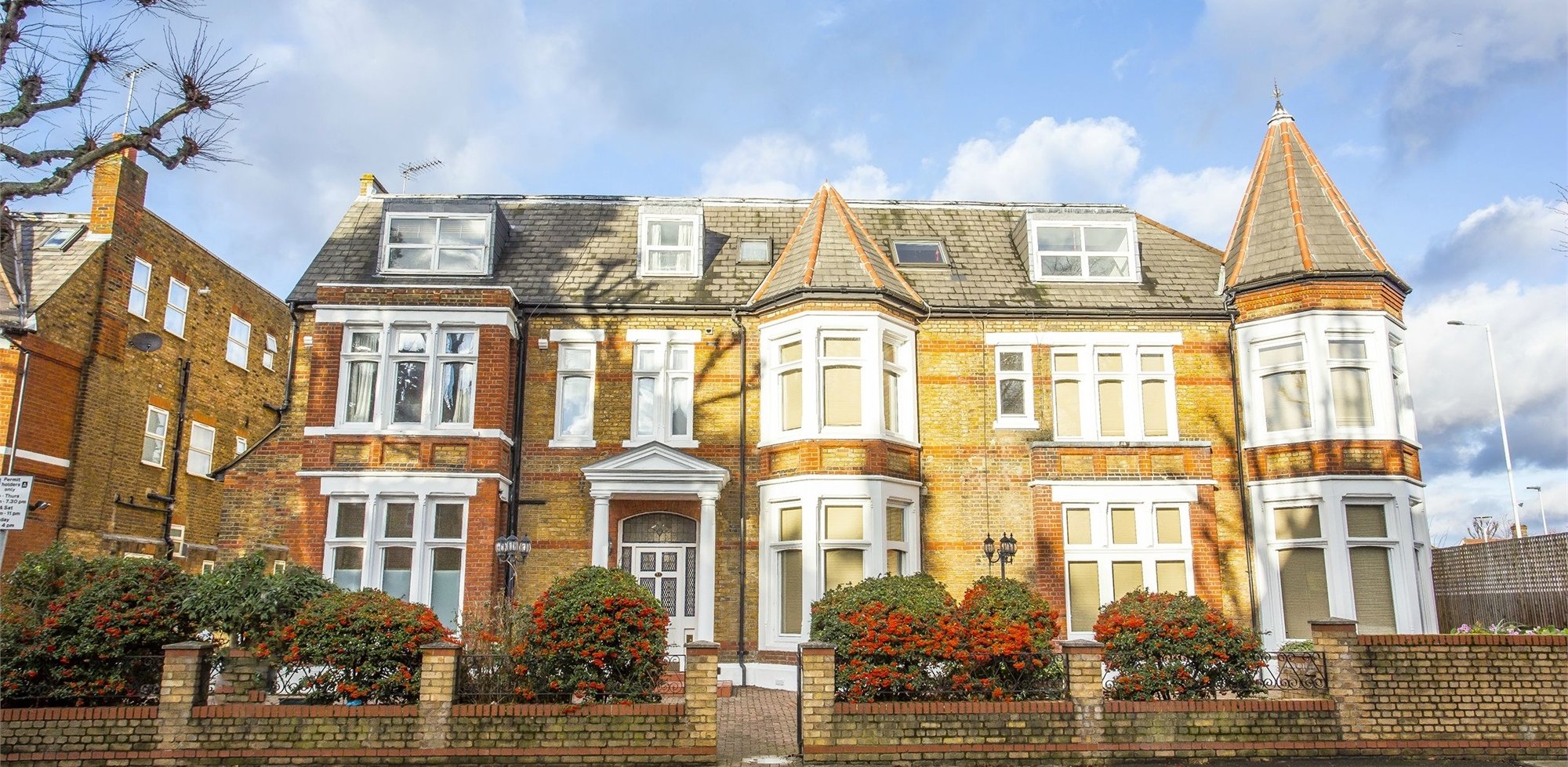 Flat To Rent in Hamilton Road, Ealing, W5
