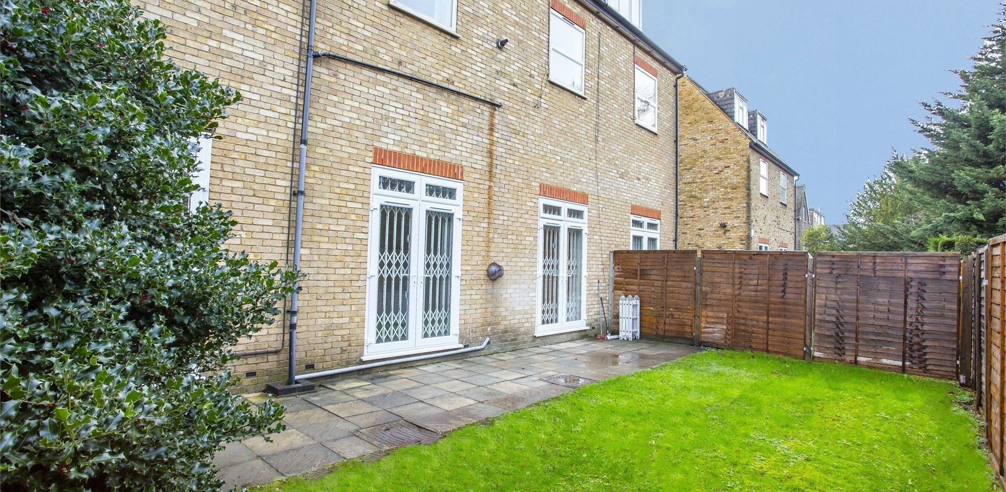 Flat To Rent in Hamilton Road, Ealing, W5