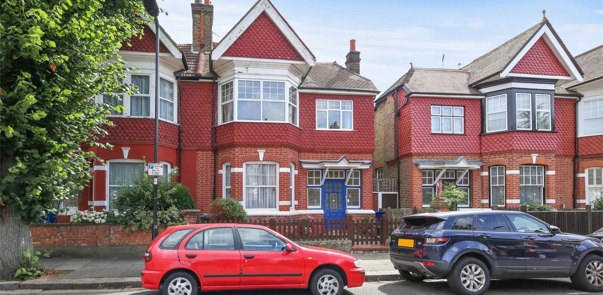 Flat To Rent in Hillcrest Road, Acton