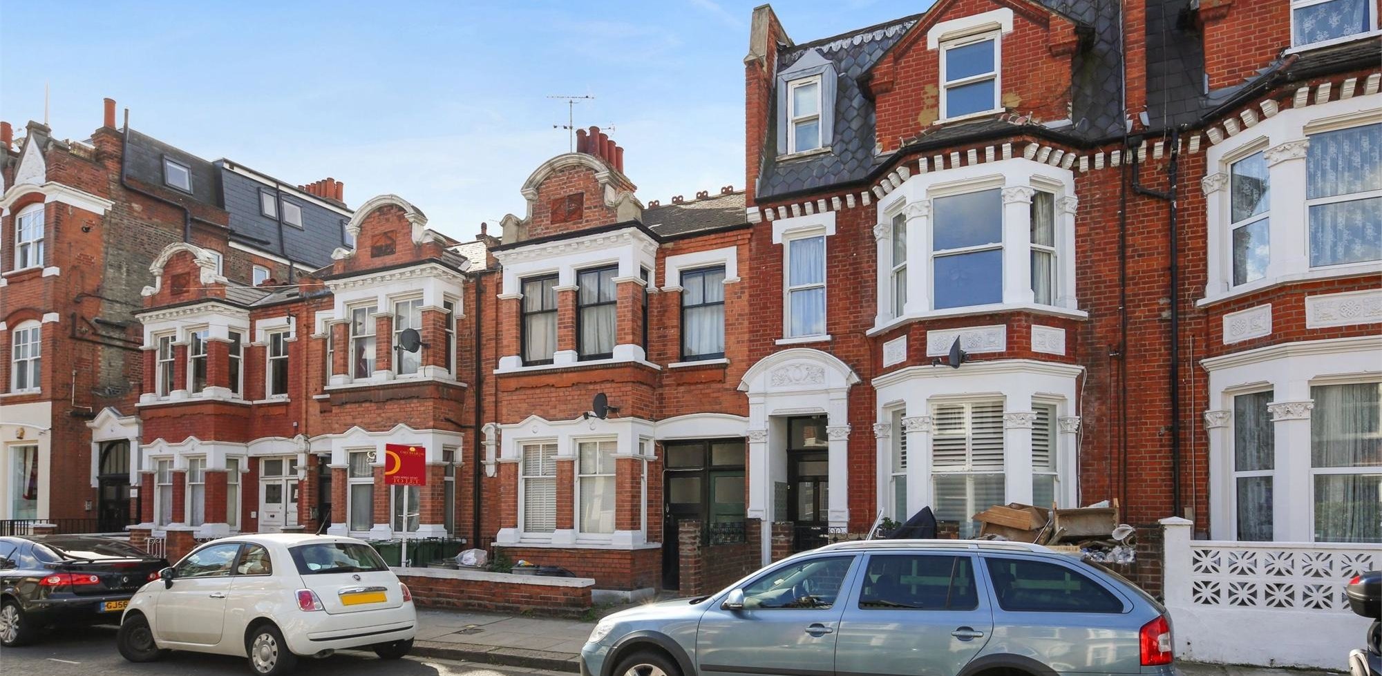Flat To Rent in Larnark Mansions, Pennard Road, Shepherds Bush, London