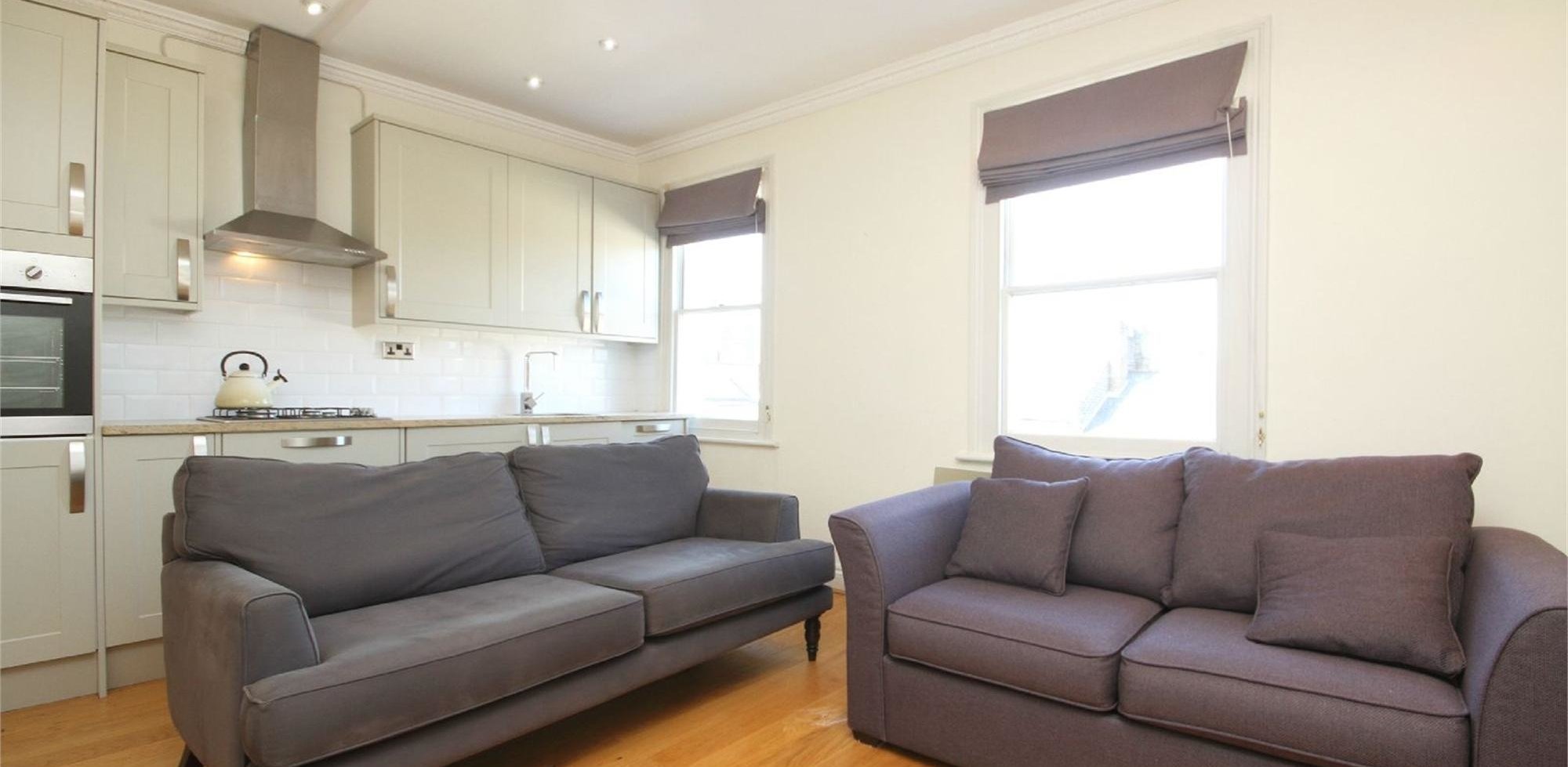 Flat To Rent in Macfarlane Road, Shepherds Bush