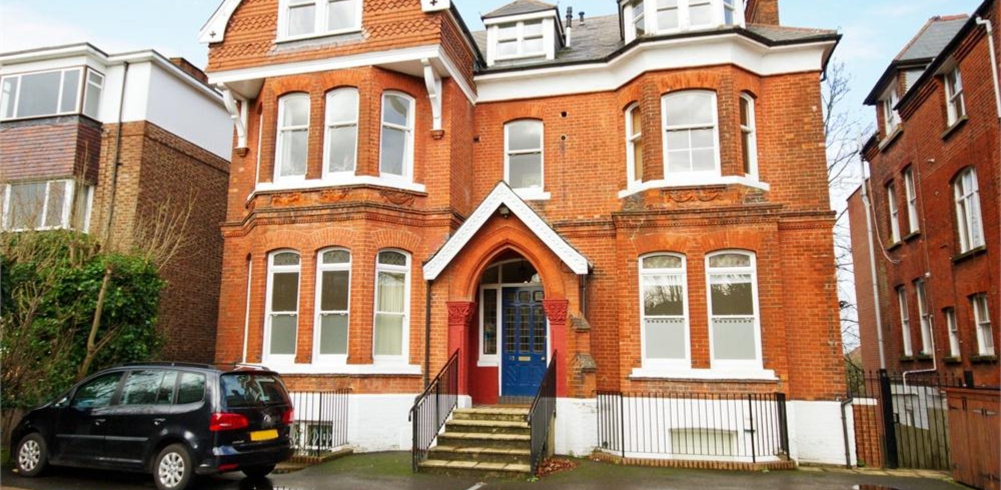 Flat To Rent in Mount Avenue, Ealing