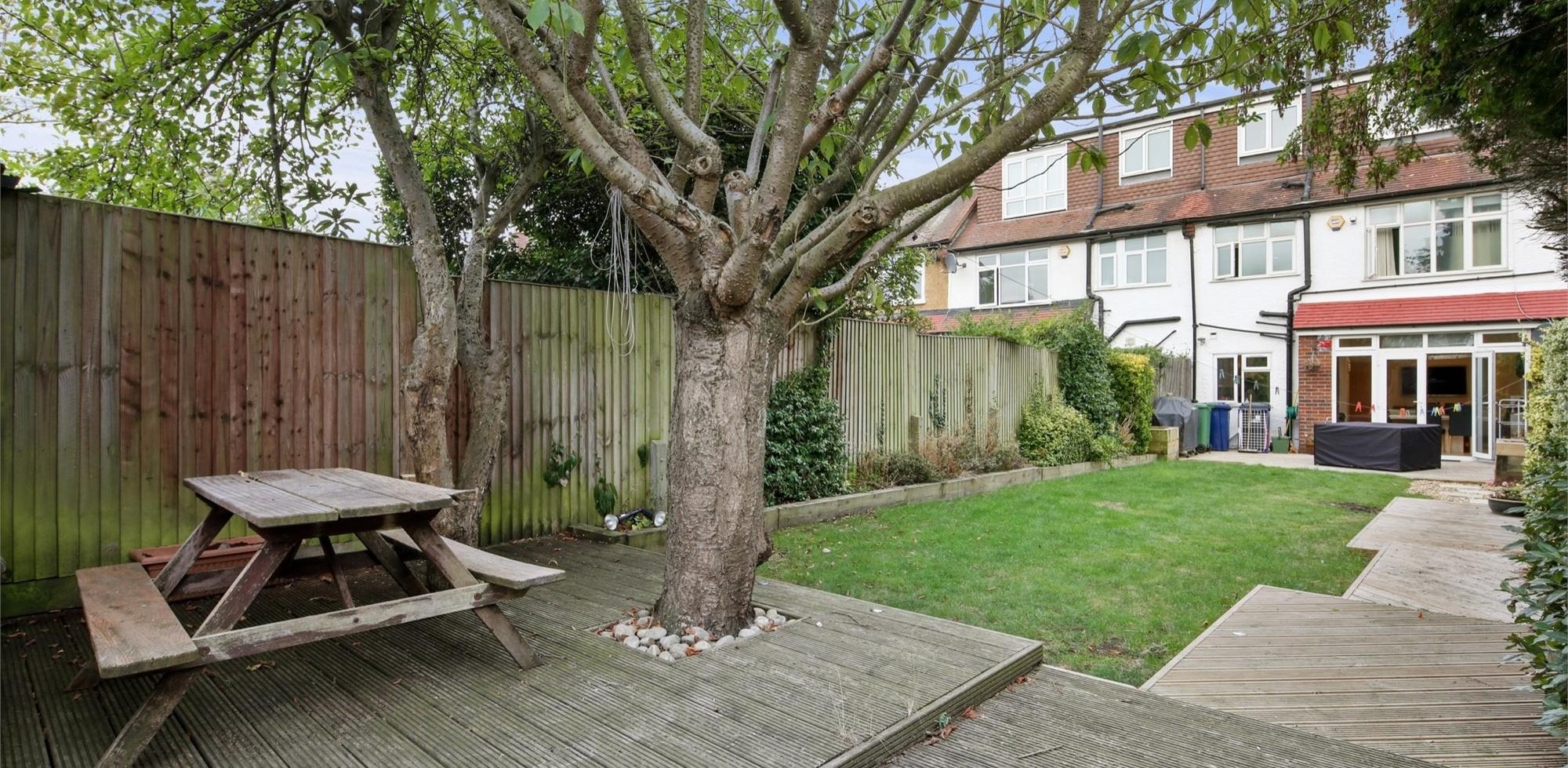 House To Rent in Mulgrave Road, Ealing