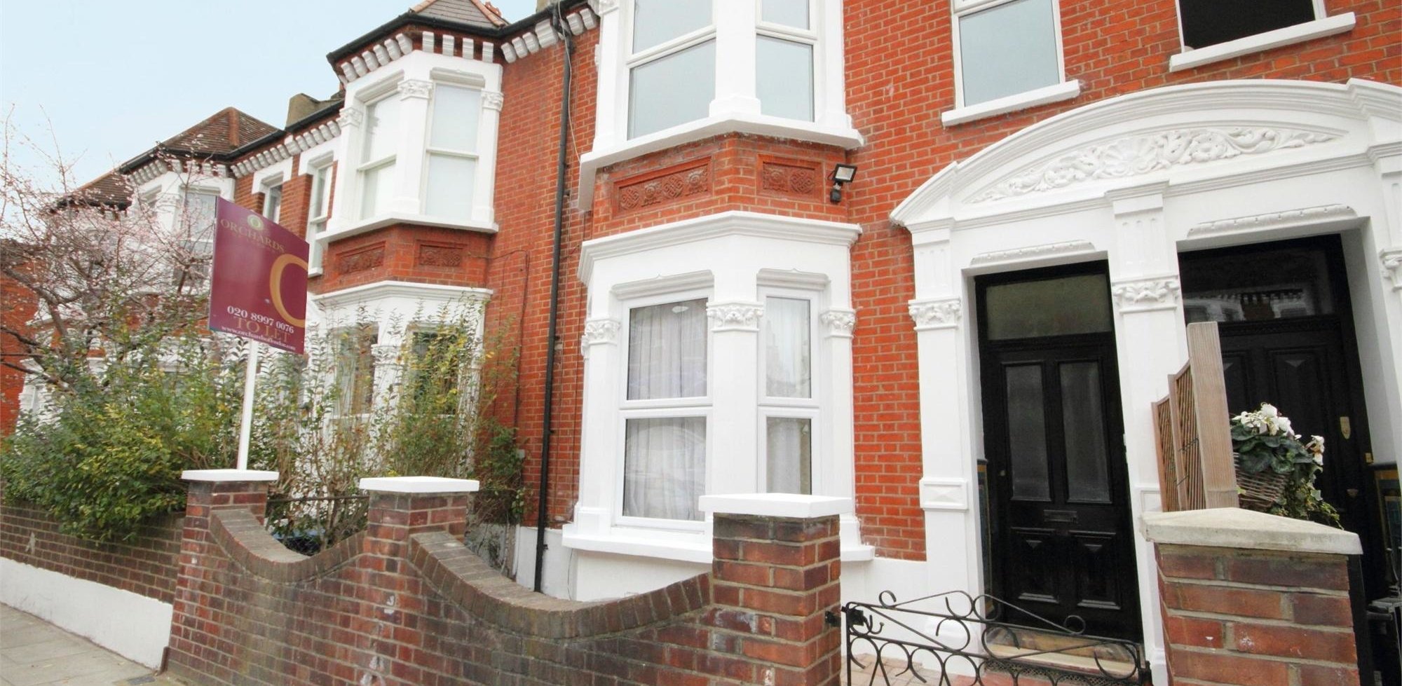 Flat To Rent in Pennard Road, Shepherd's Bush