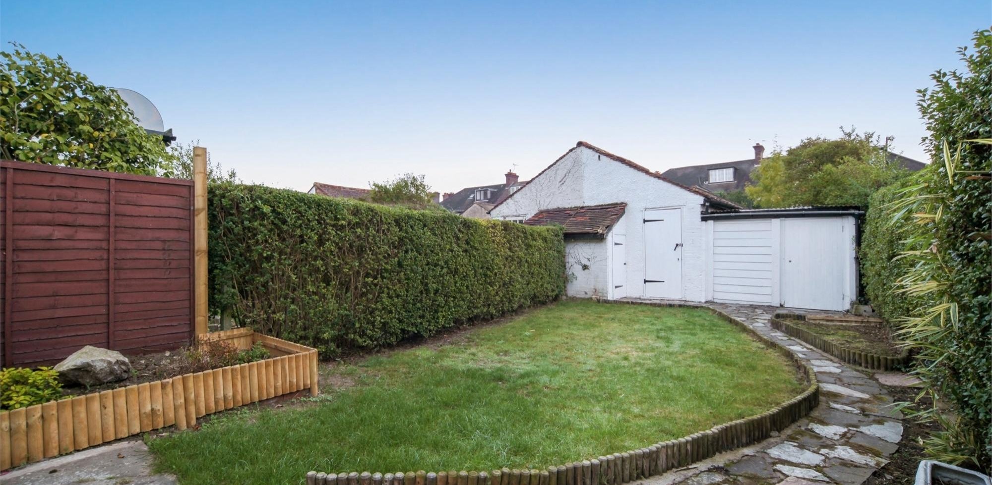 House To Rent in Princes Gardens, Acton