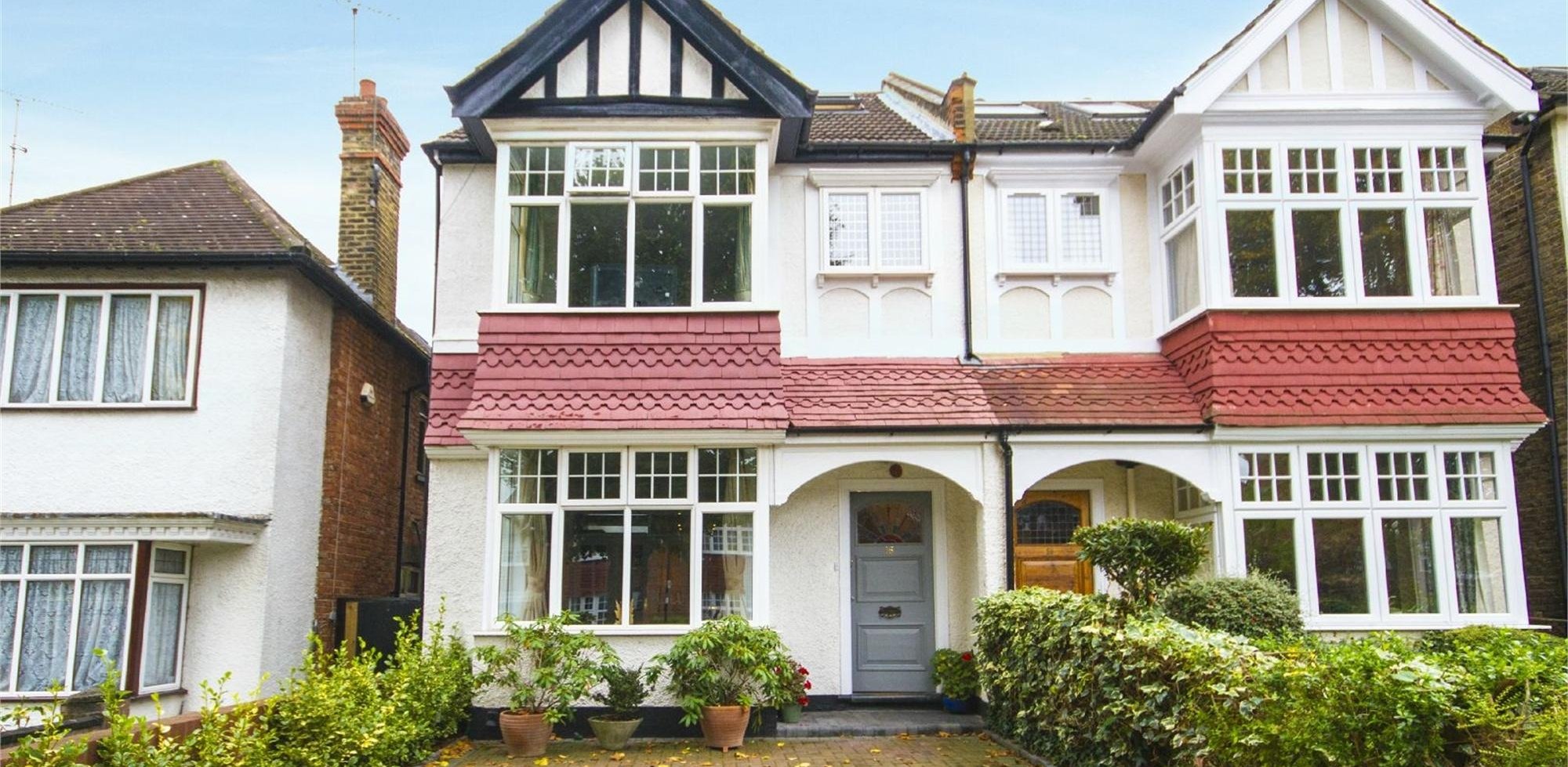 House To Rent in Queens Walk, Ealing