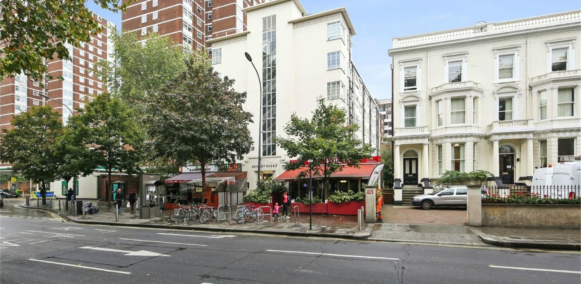 Flat To Rent in Romney Court, Shepherds Bush, London