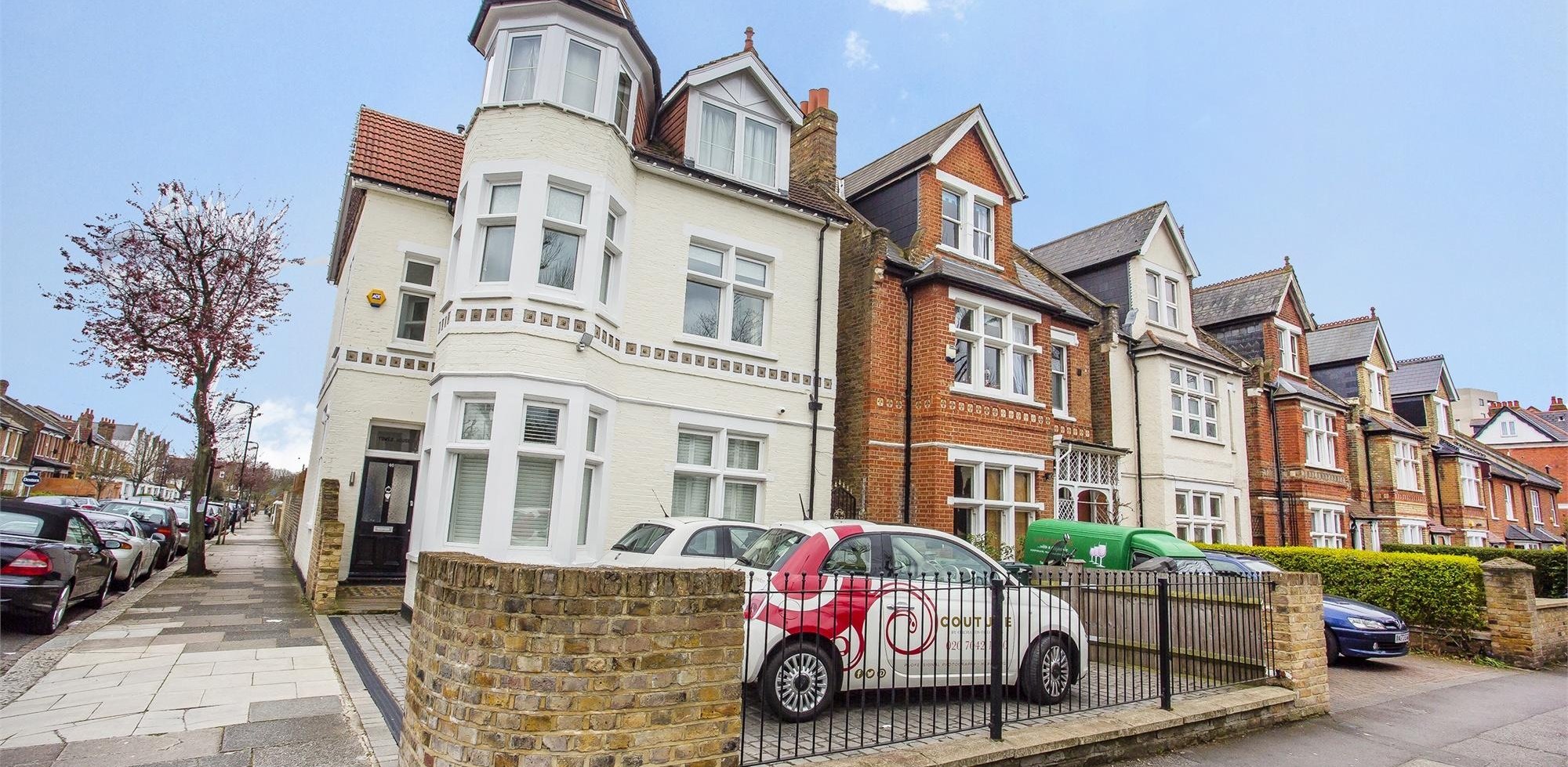 House To Rent in The Avenue, Ealing