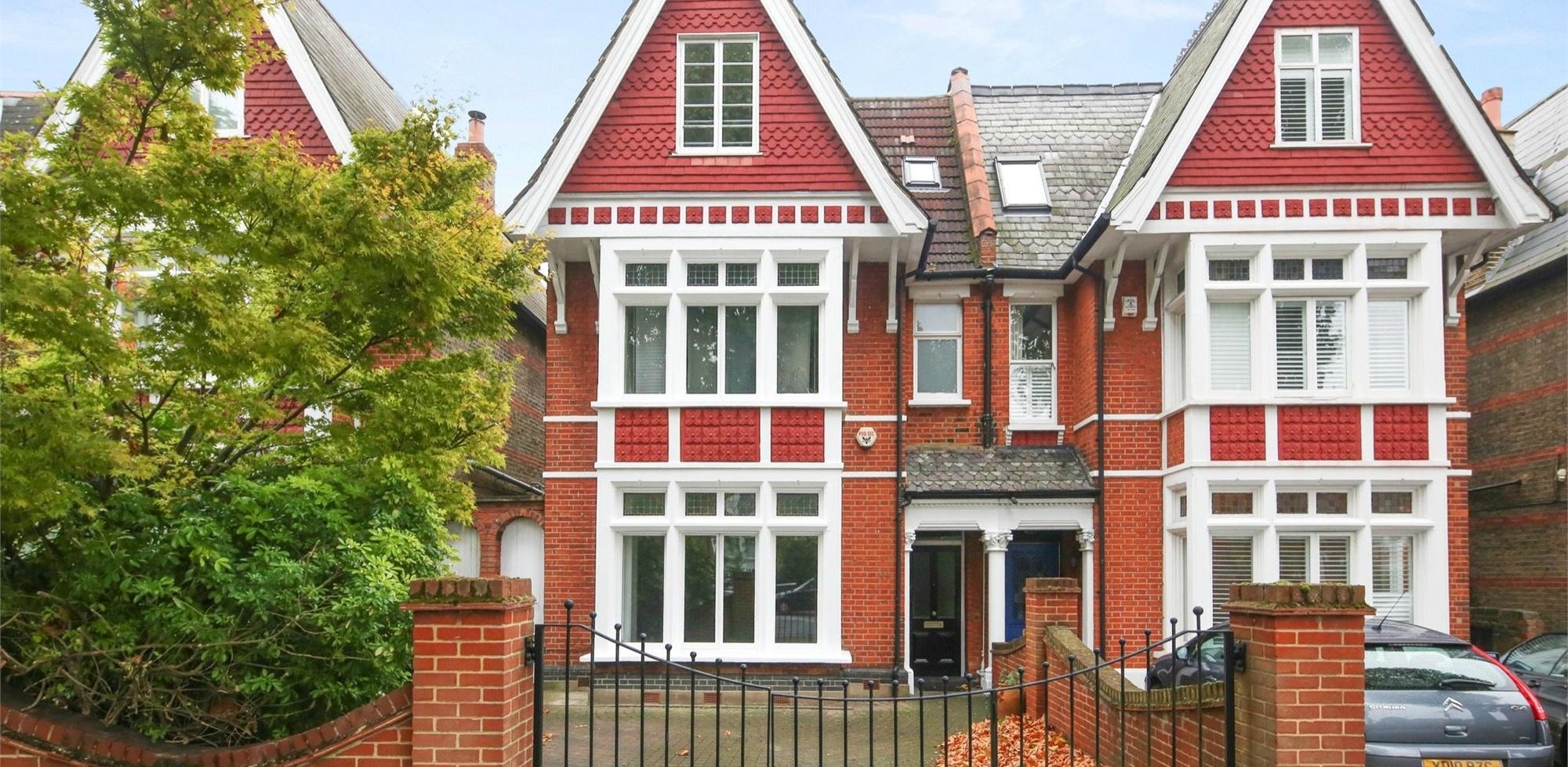 House To Rent in The Avenue, Ealing