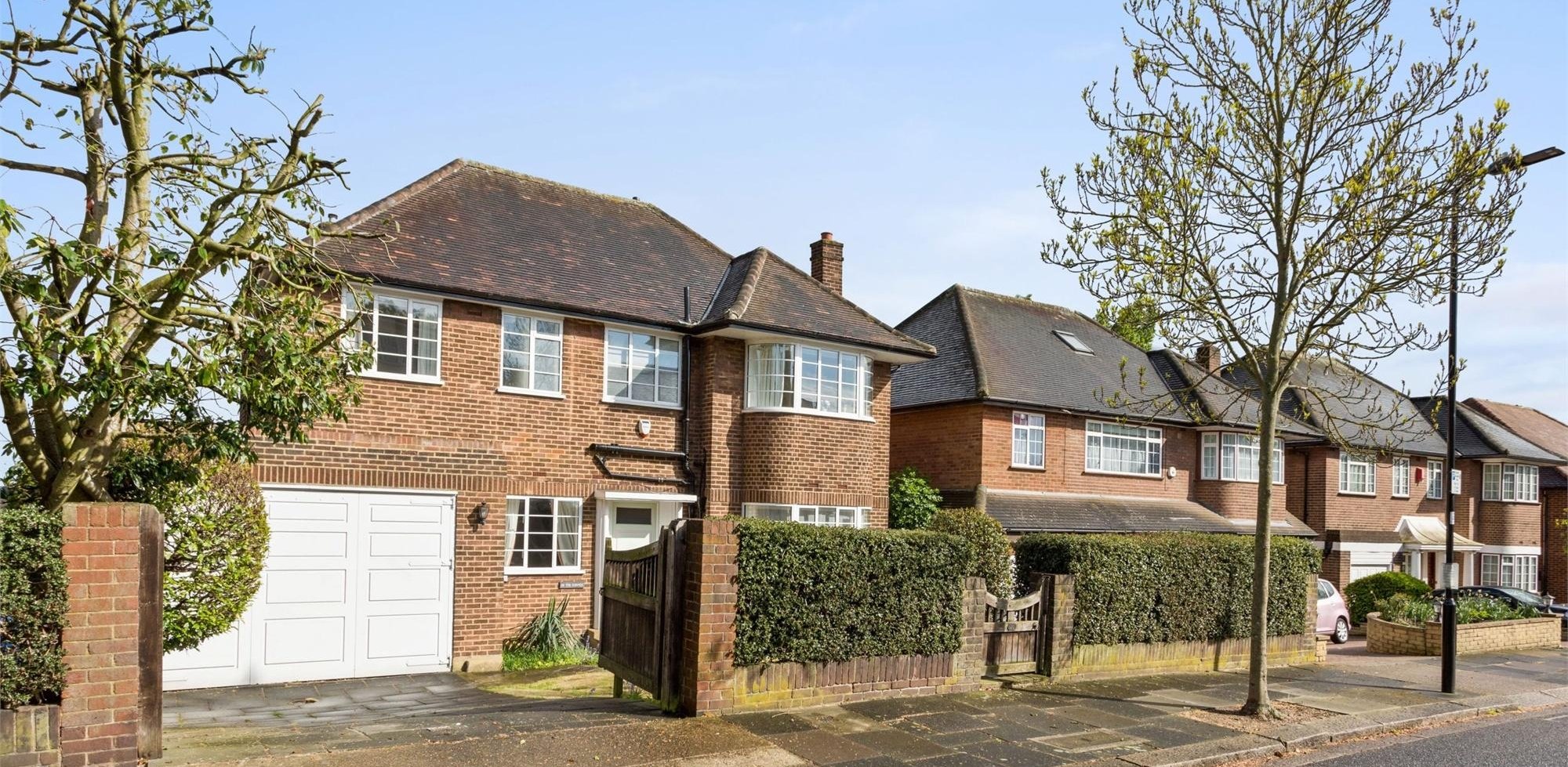 House To Rent in The Ridings, Ealing