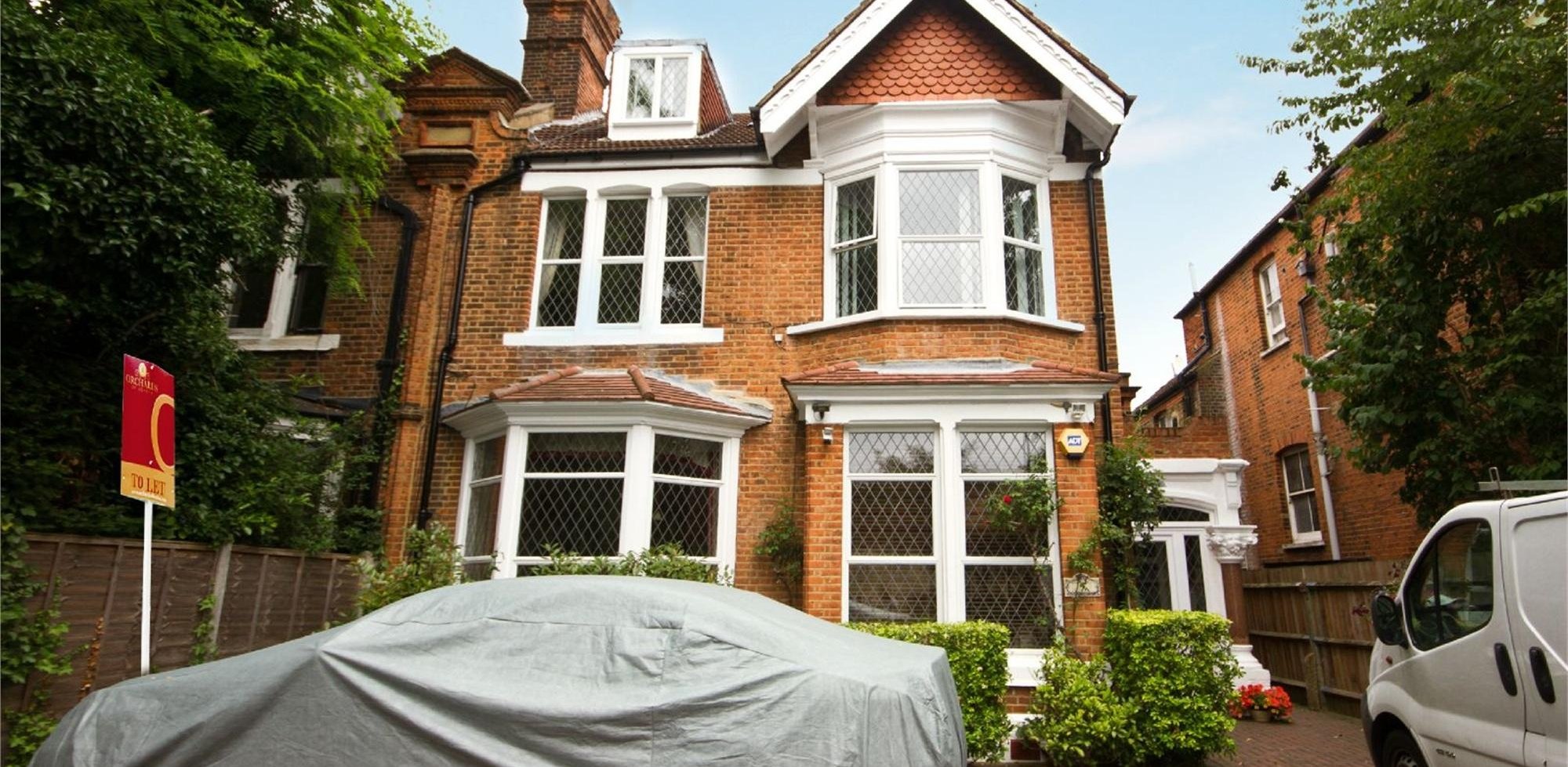 Flat To Rent in Uxbridge Road, Acton