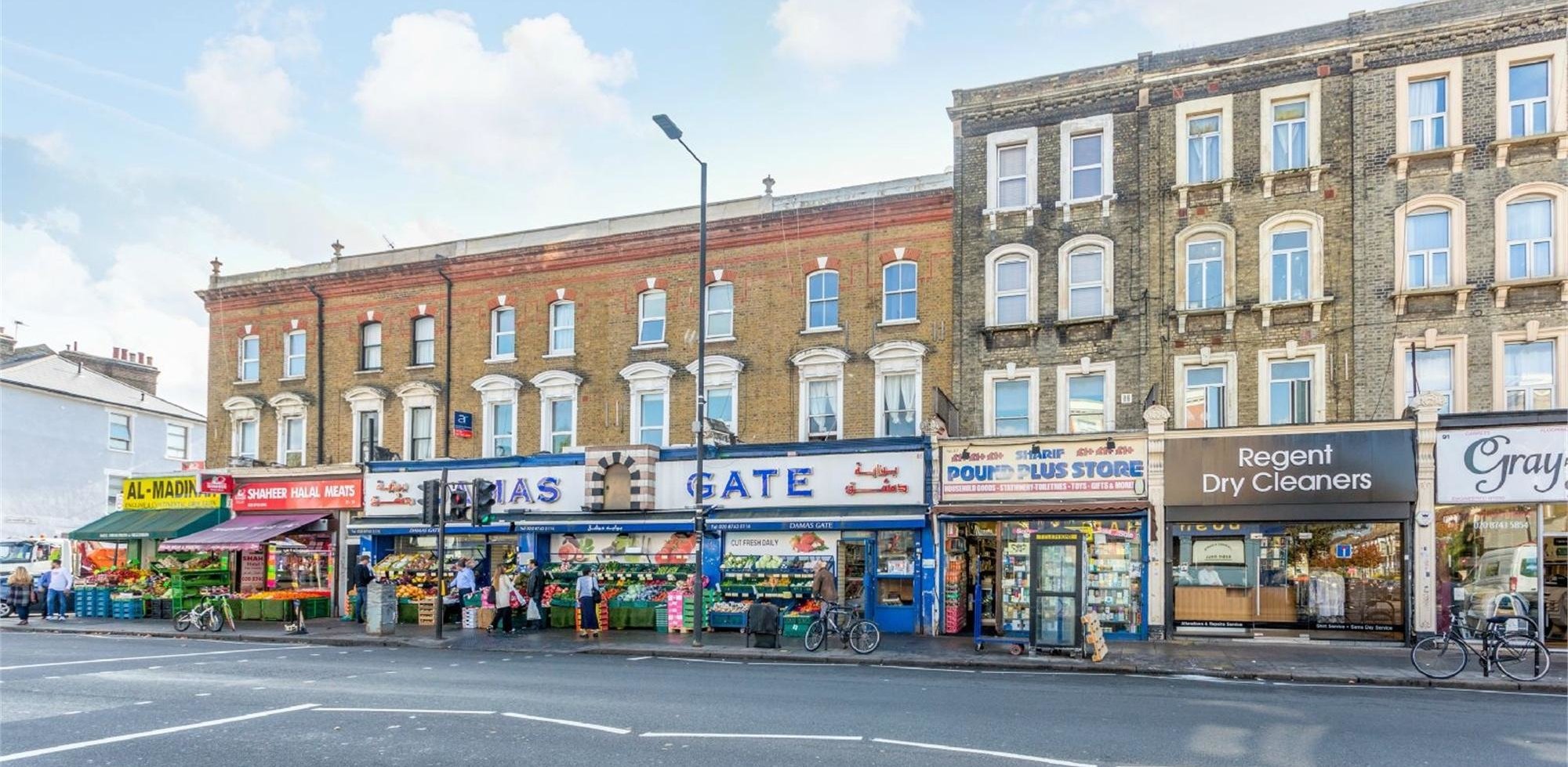 Flat To Rent in Uxbridge Road, London