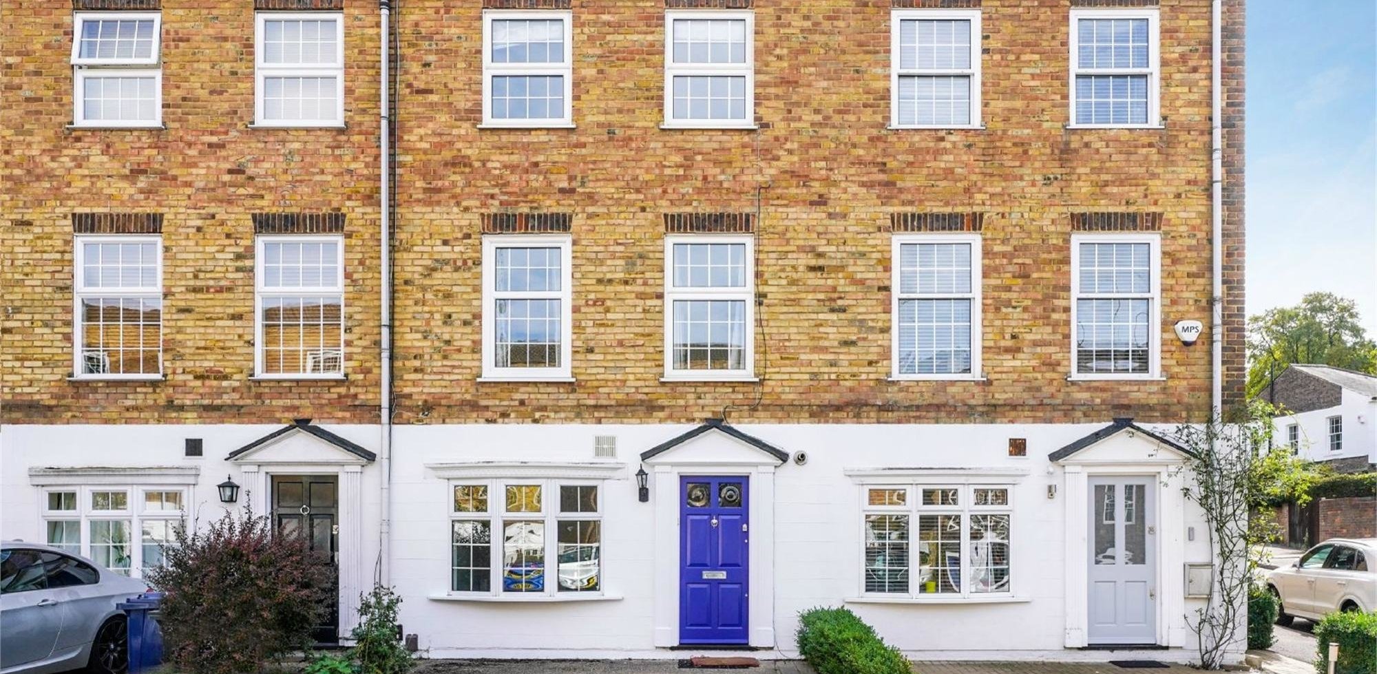 House To Rent in Westmoreland Place, Ealing