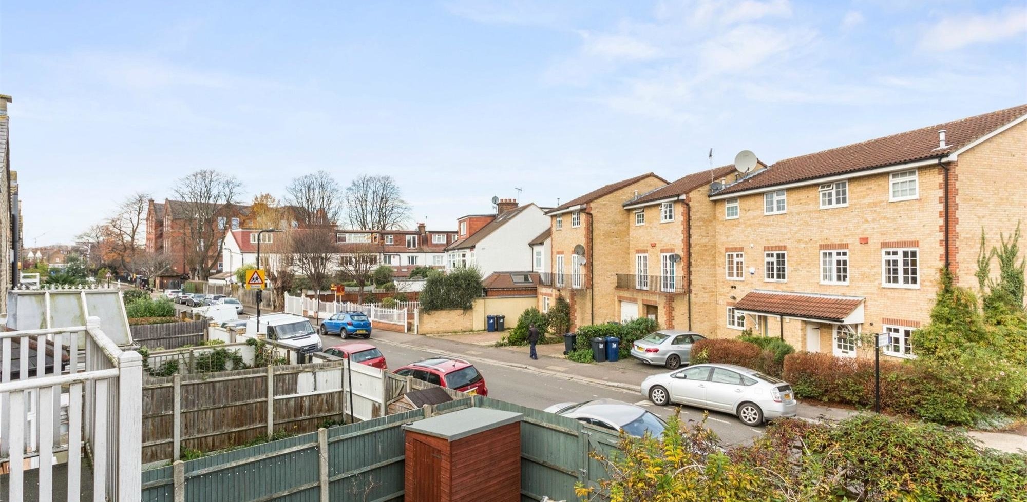 Flat To Rent in Whellock Road, Chiswick