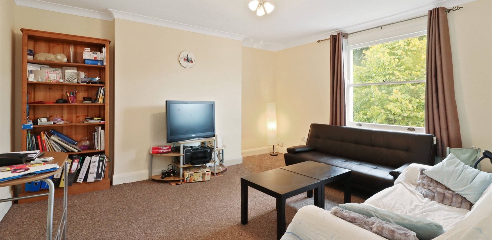 Flat To Rent in Windsor Road, Ealing, W5