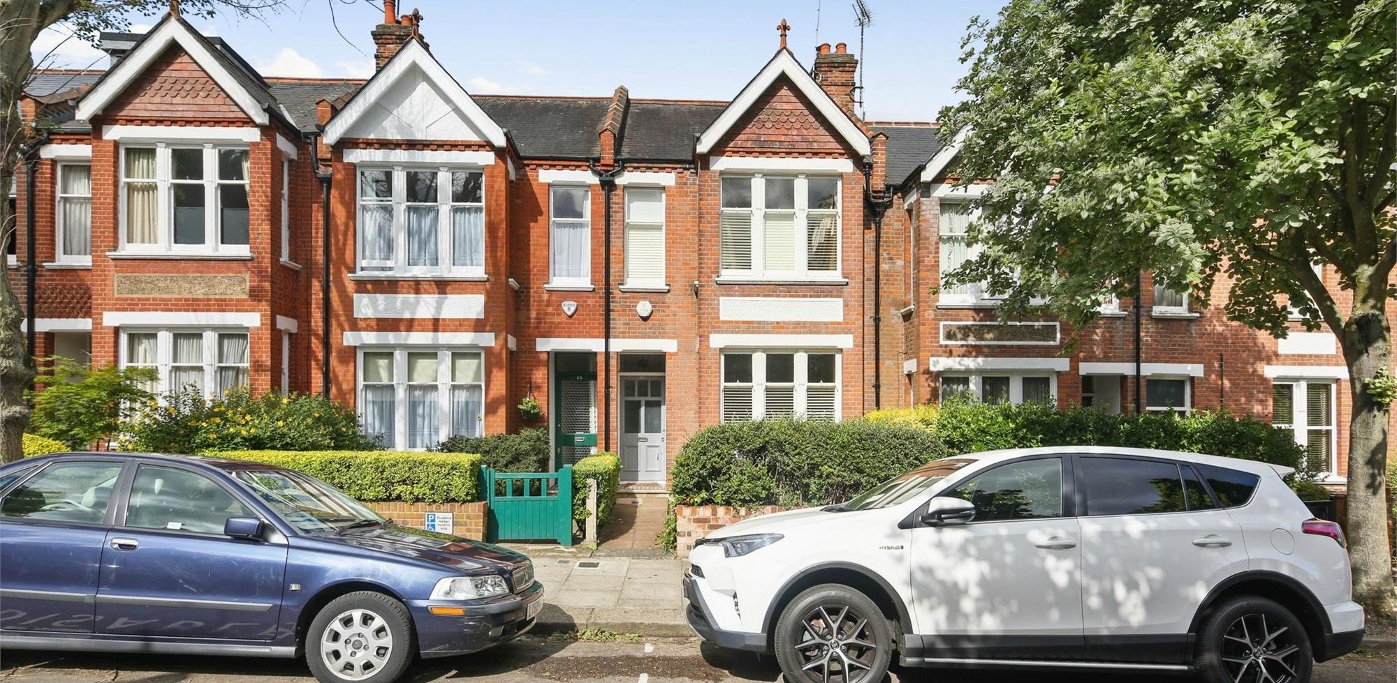 House To Rent in Woodfield Avenue, Ealing